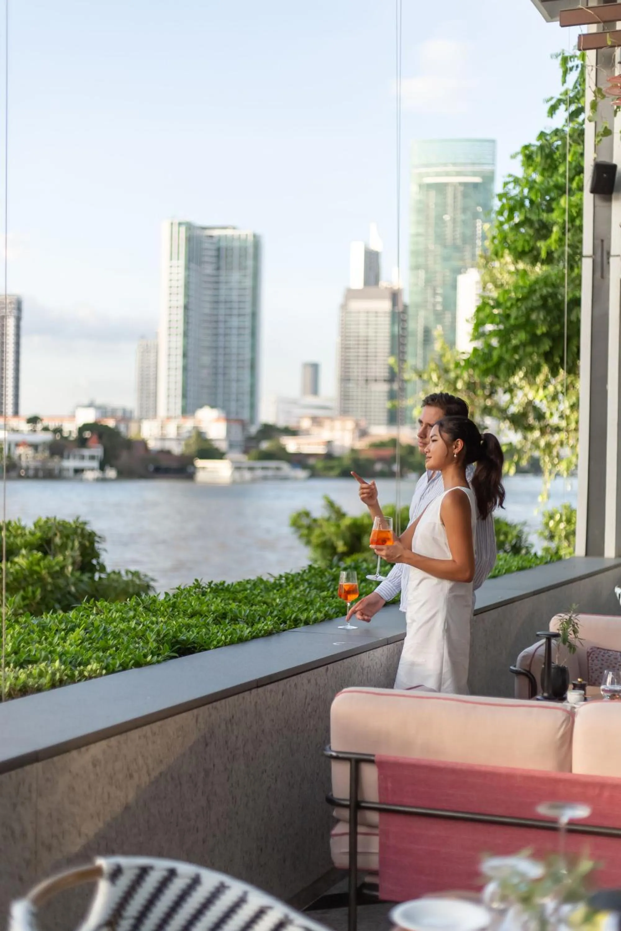 Restaurant/places to eat in Four Seasons Hotel Bangkok at Chao Phraya River