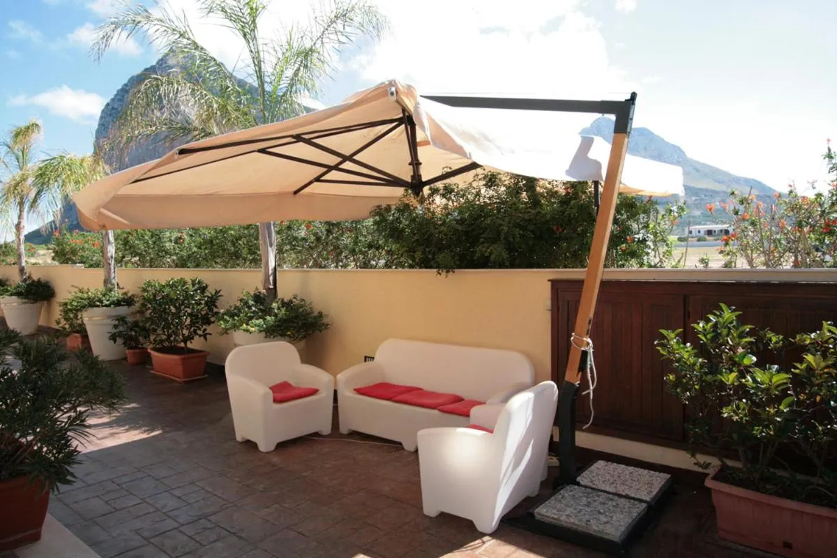 Patio in Hotel Iride by Marino Tourist