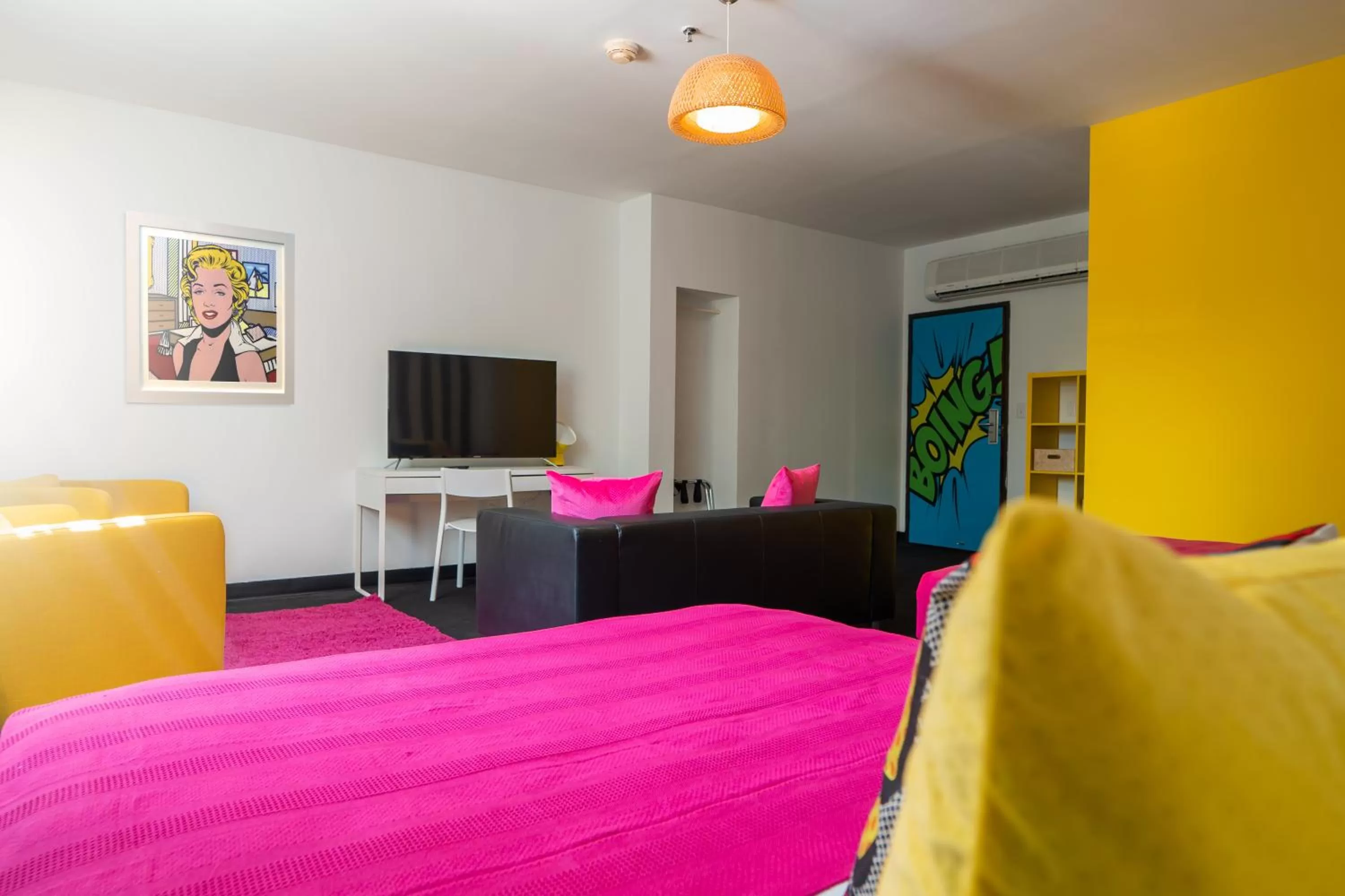 Bed in The Fox Hotel