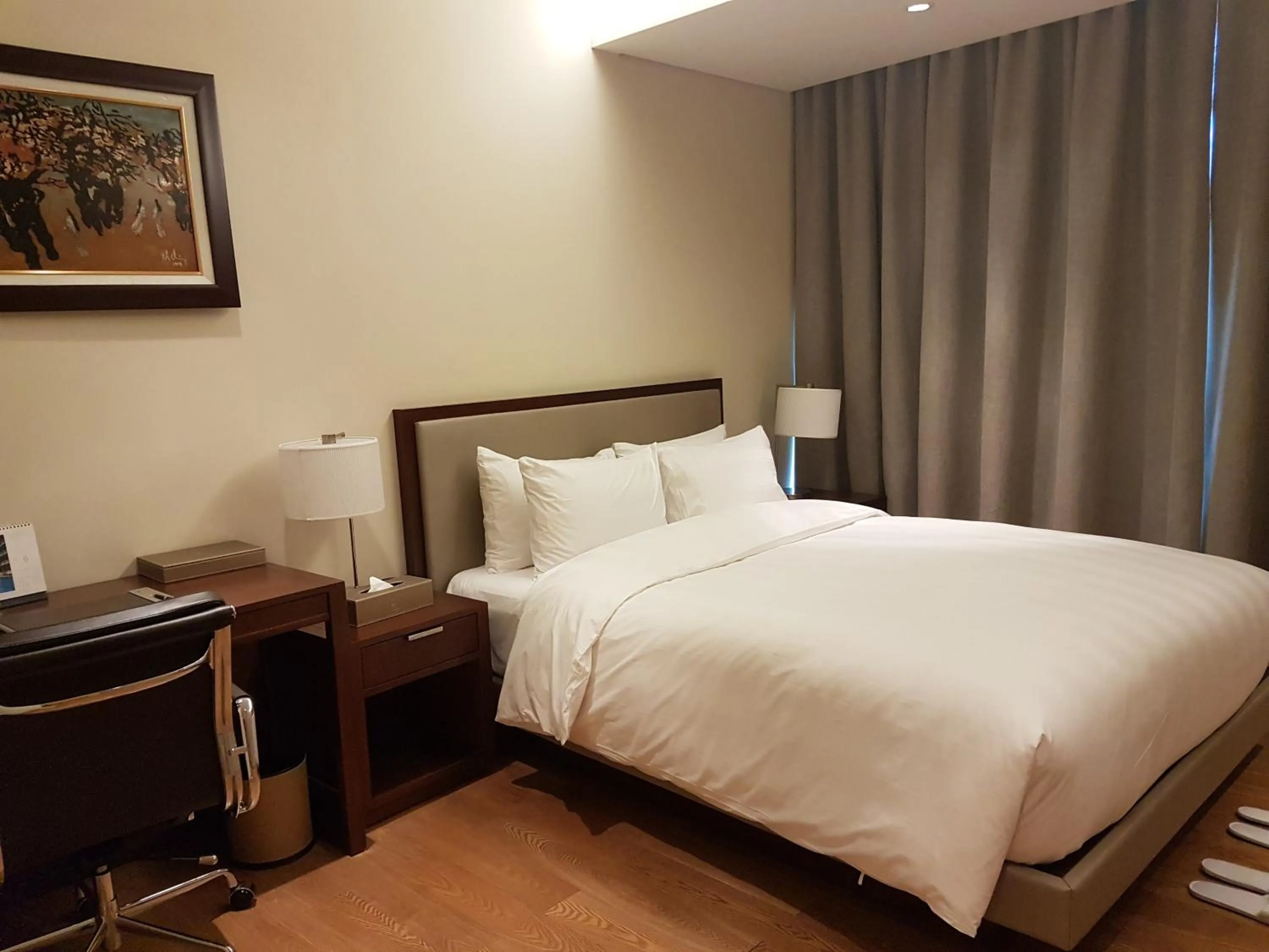 Bed in Lotte The Residence