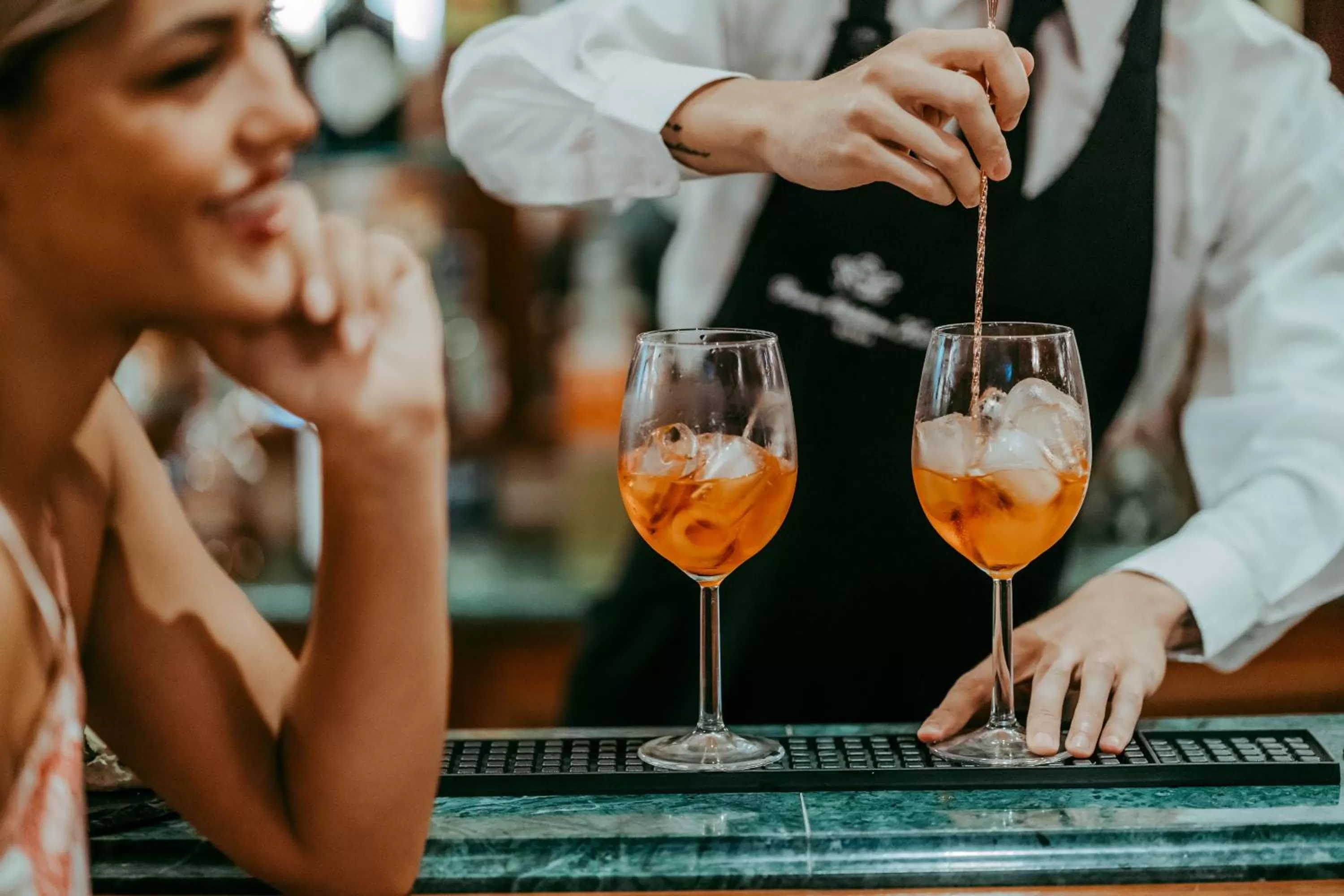 Lounge or bar in River Palace Hotel