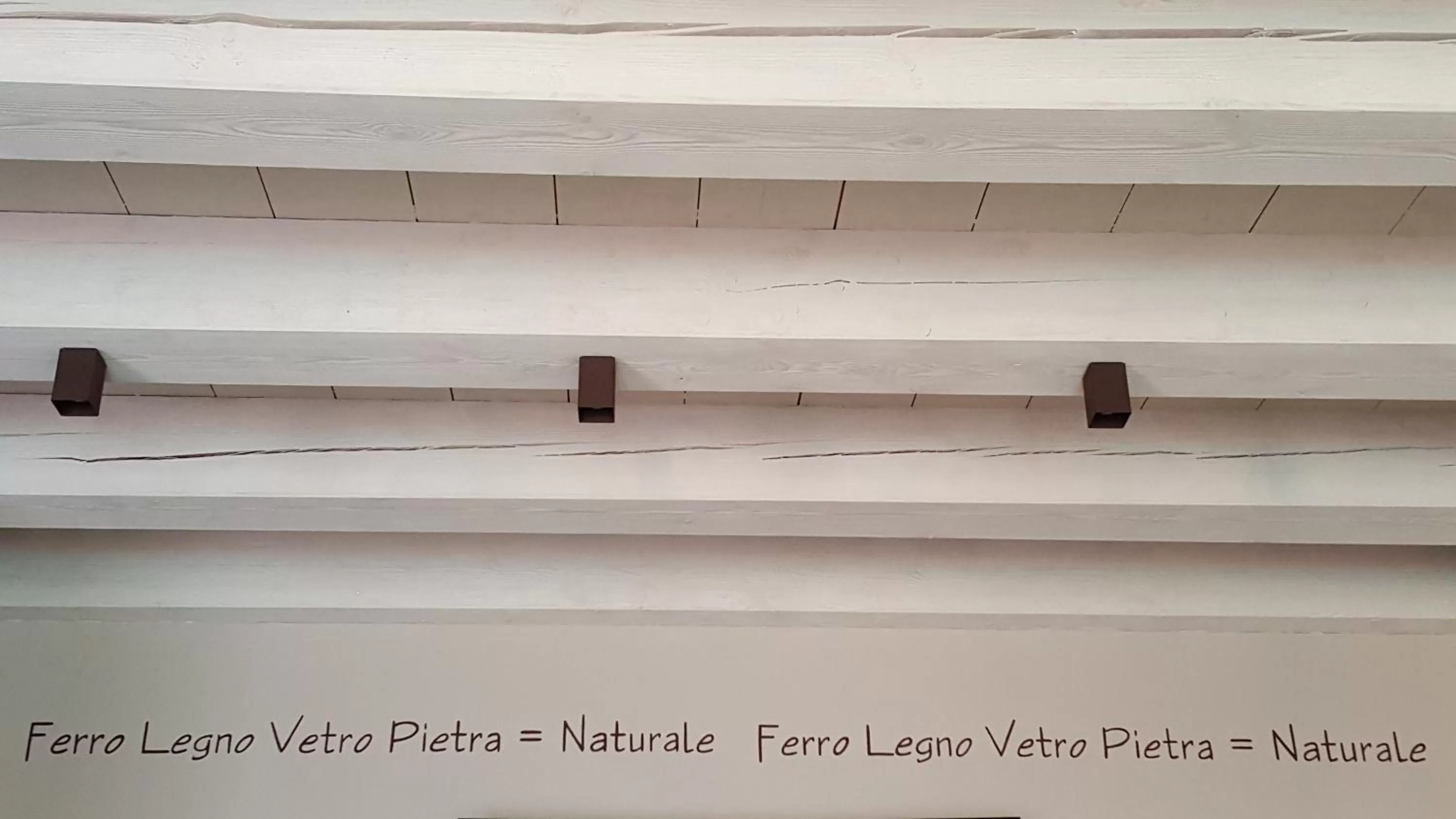 Decorative detail in Luna Residence Hotel