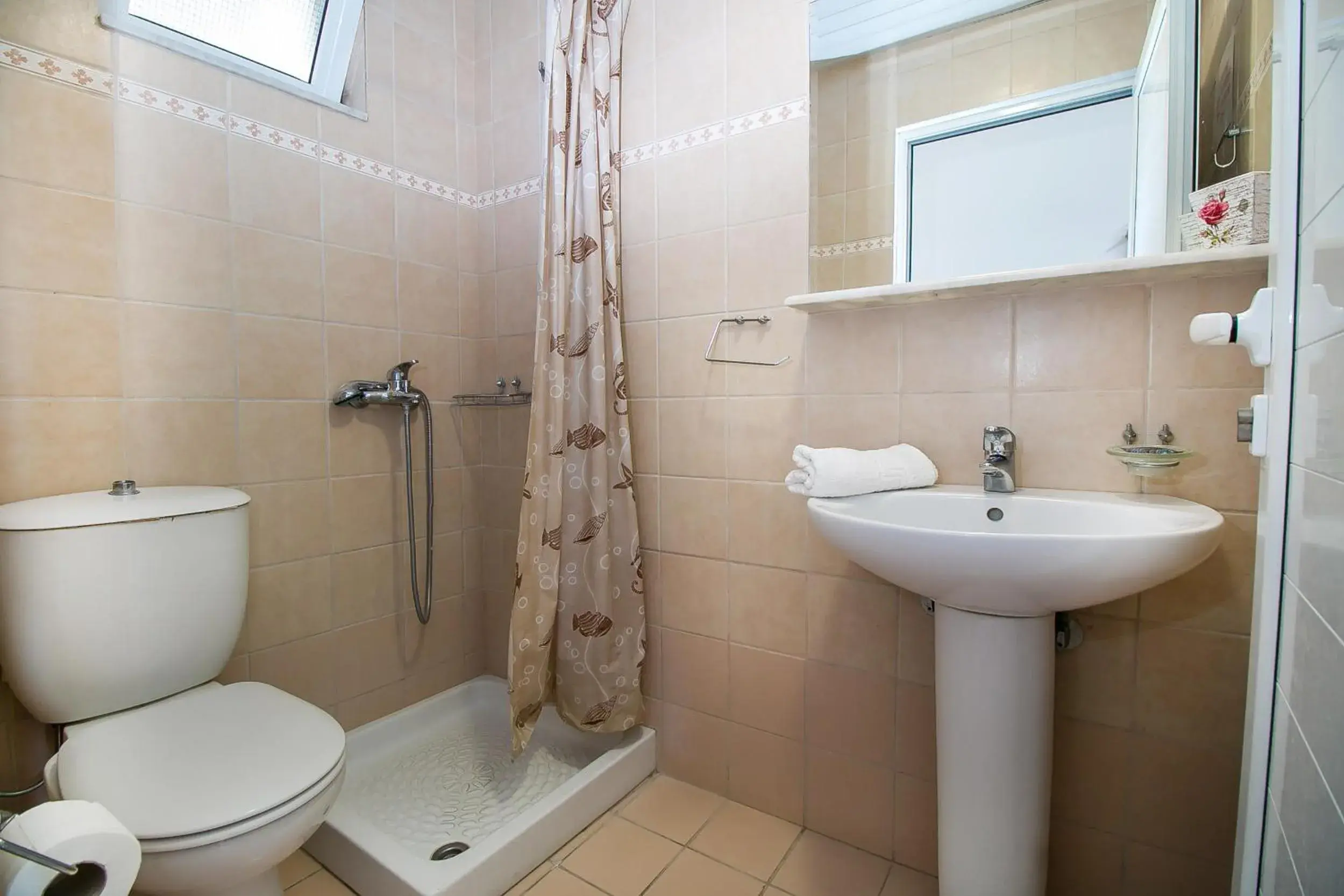 Standard Double or Twin Room in Ano Kampos Hotel Standard Double or Twin Room in Ano Kampos Hotel