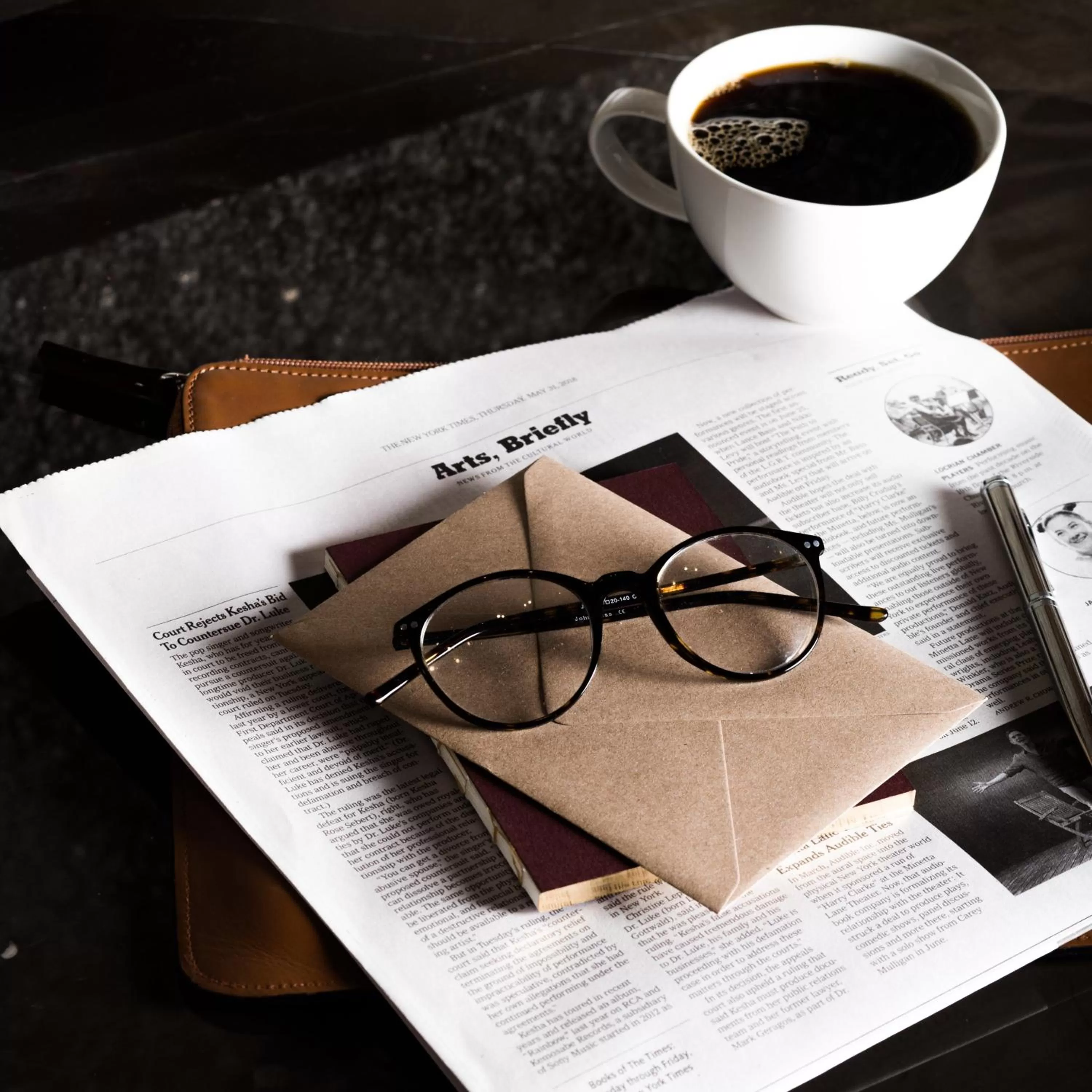 Coffee/tea facilities in Loews Nashville Hotel at Vanderbilt Plaza