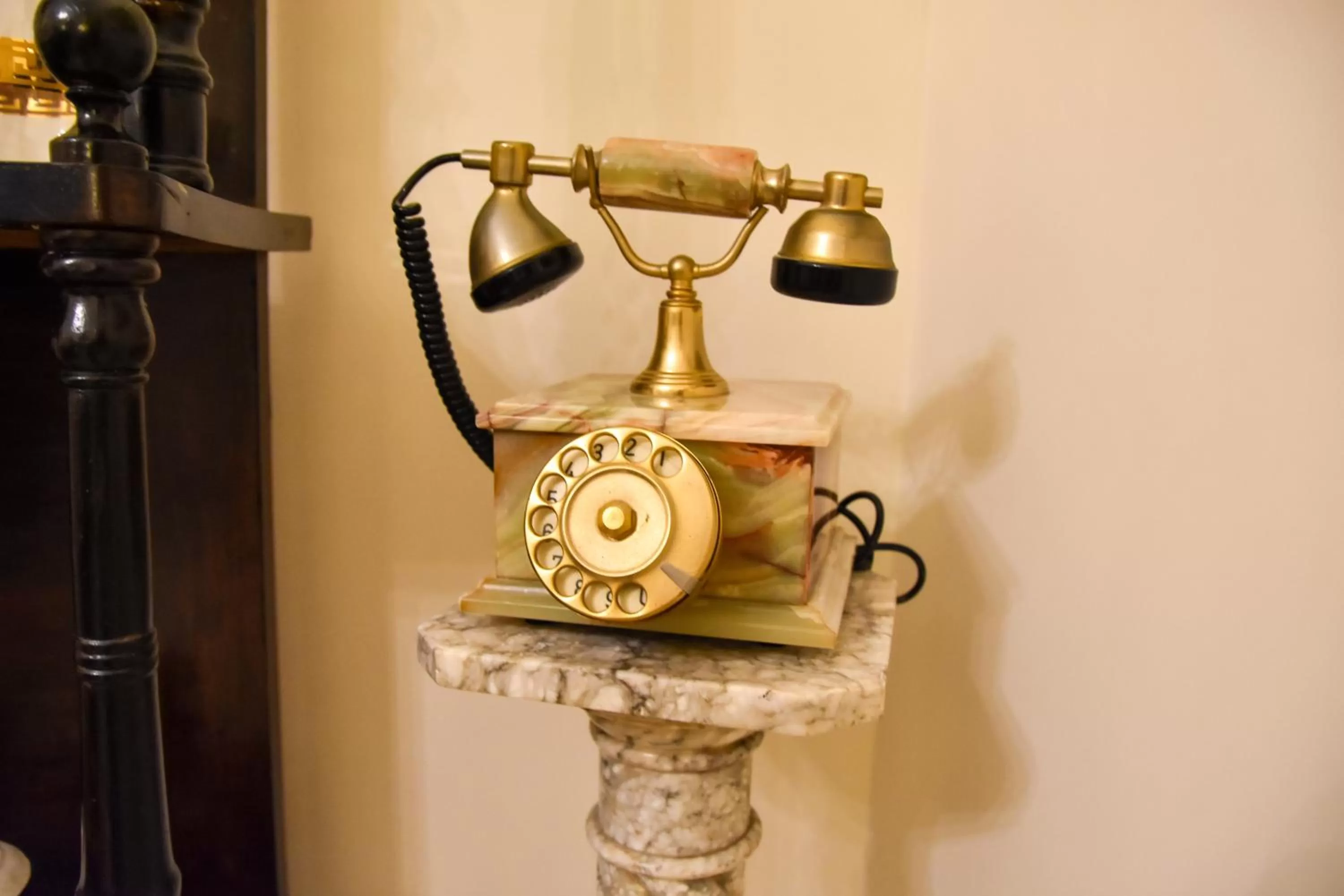 Decorative detail in Domus Borbonica