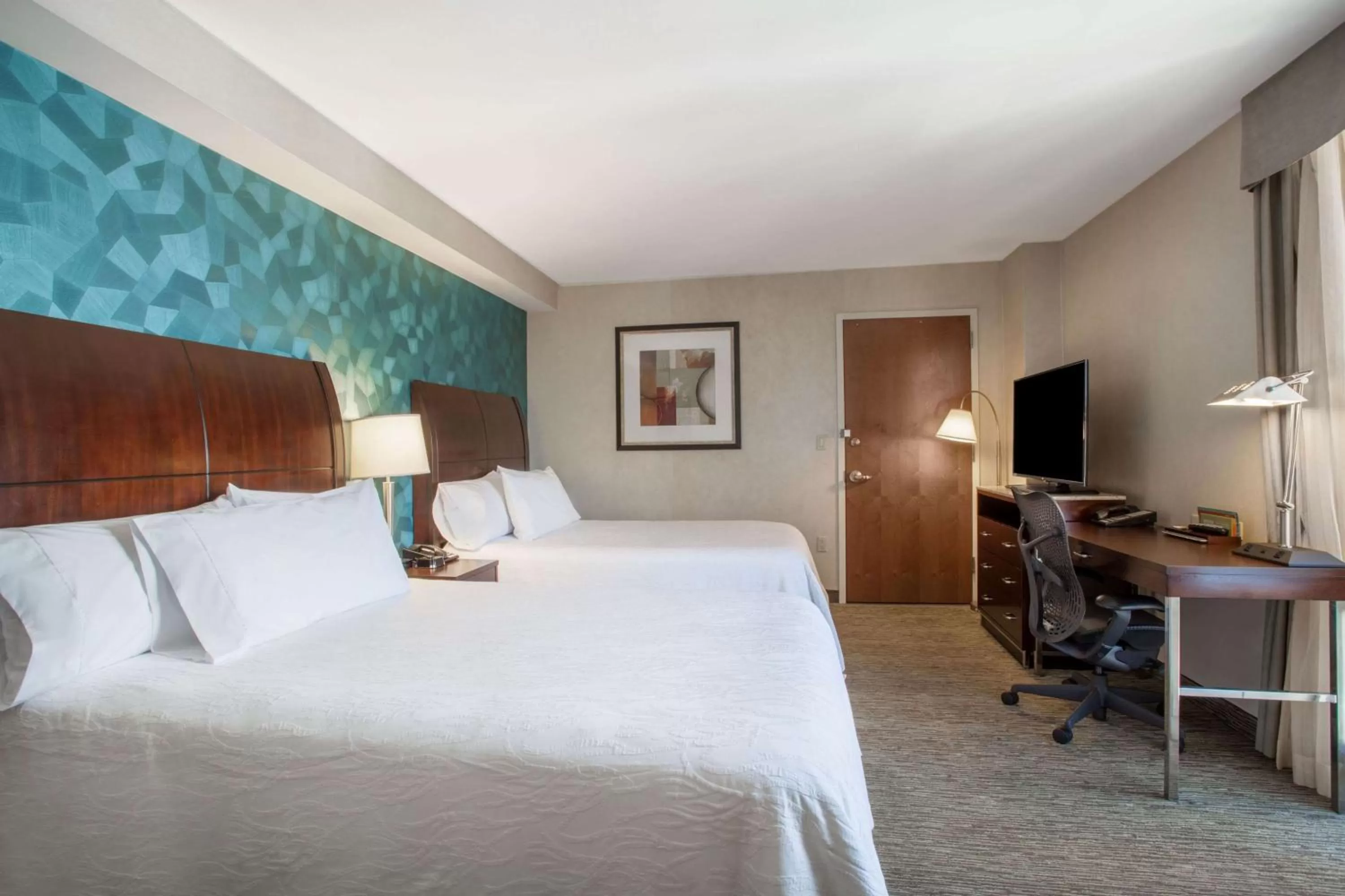 Bedroom, Bed in Hilton Garden Inn West 35th Street