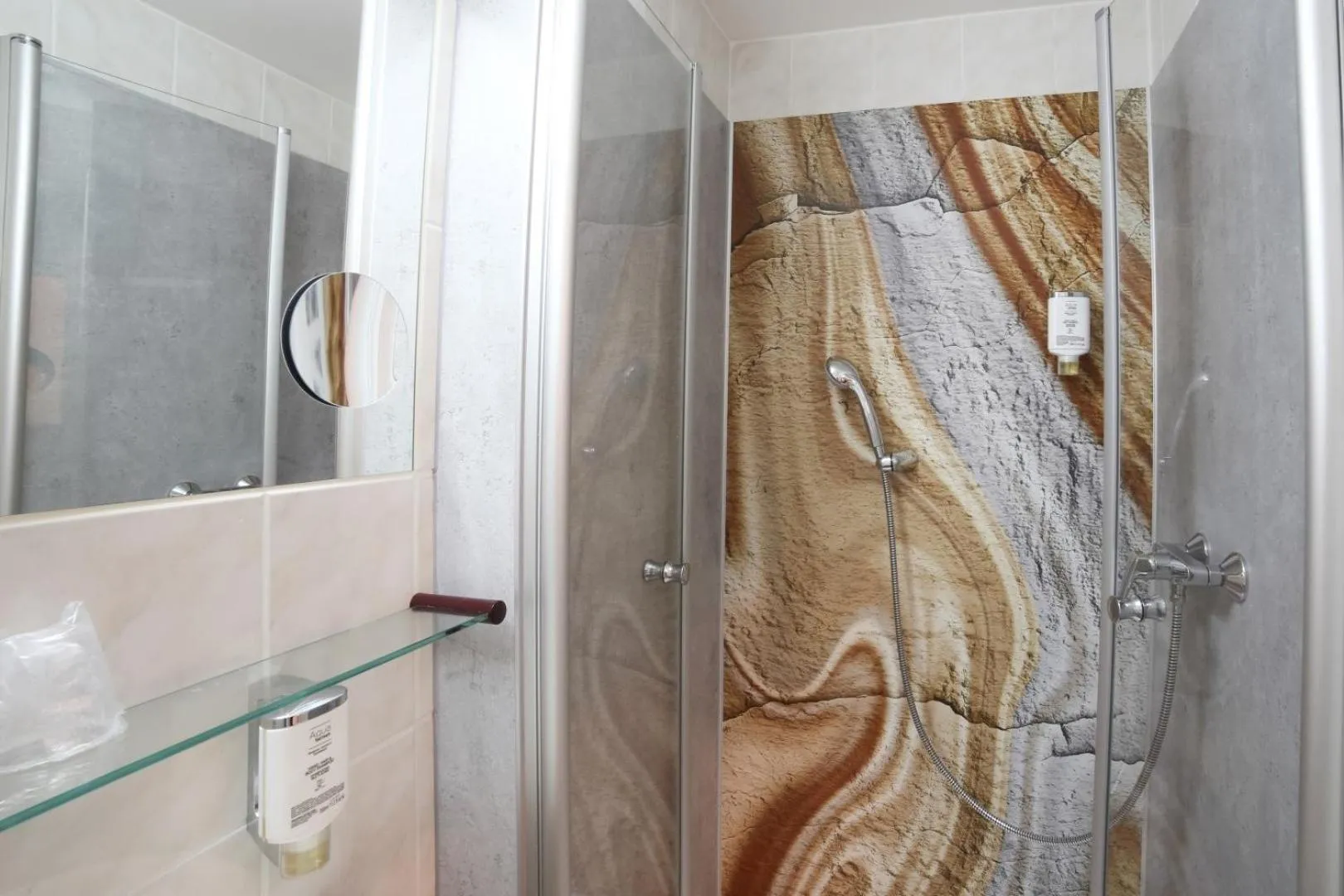 Shower in City Hotel Hannover