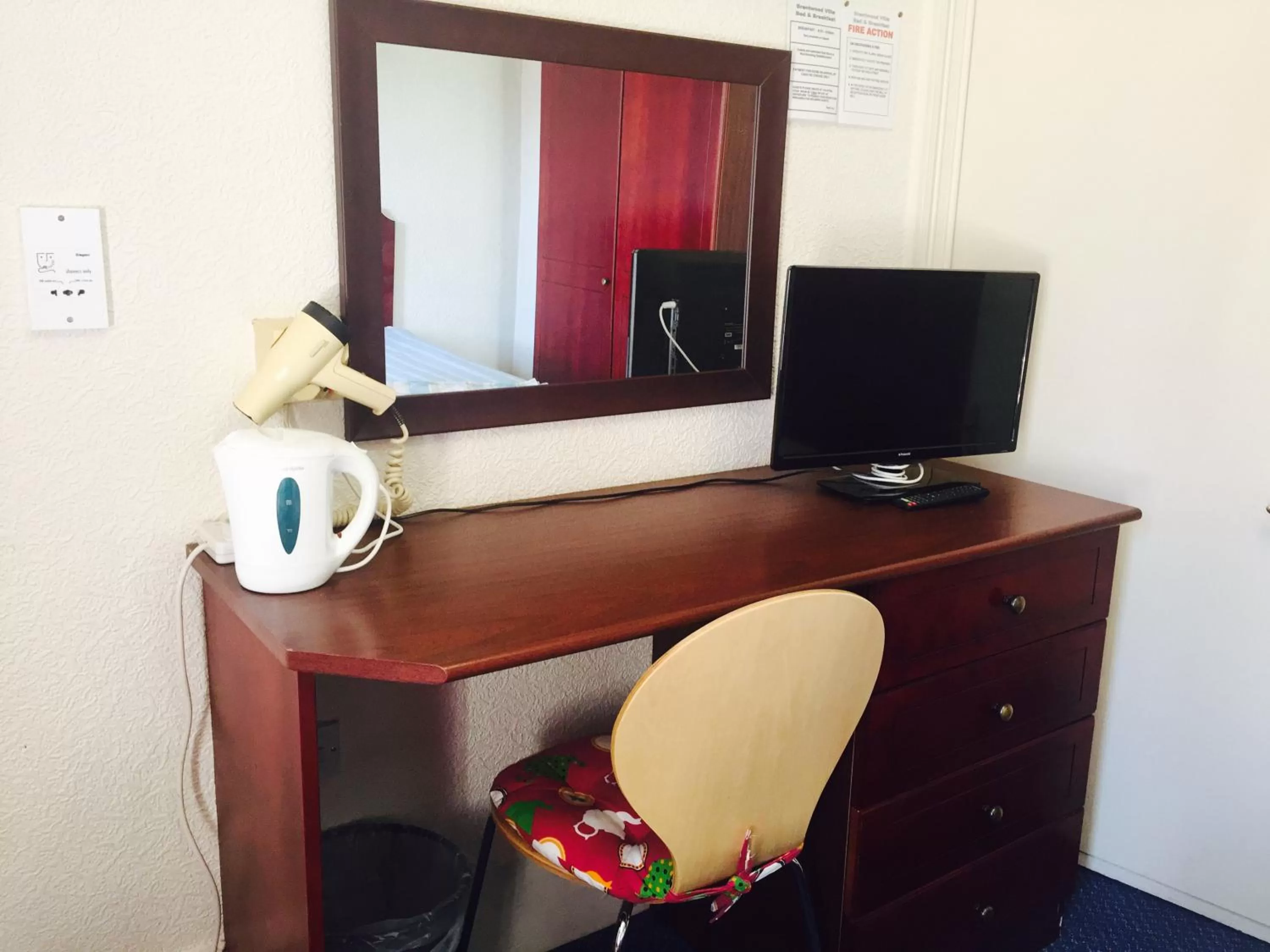 Other in Brentwood Villa Bed and Breakfast