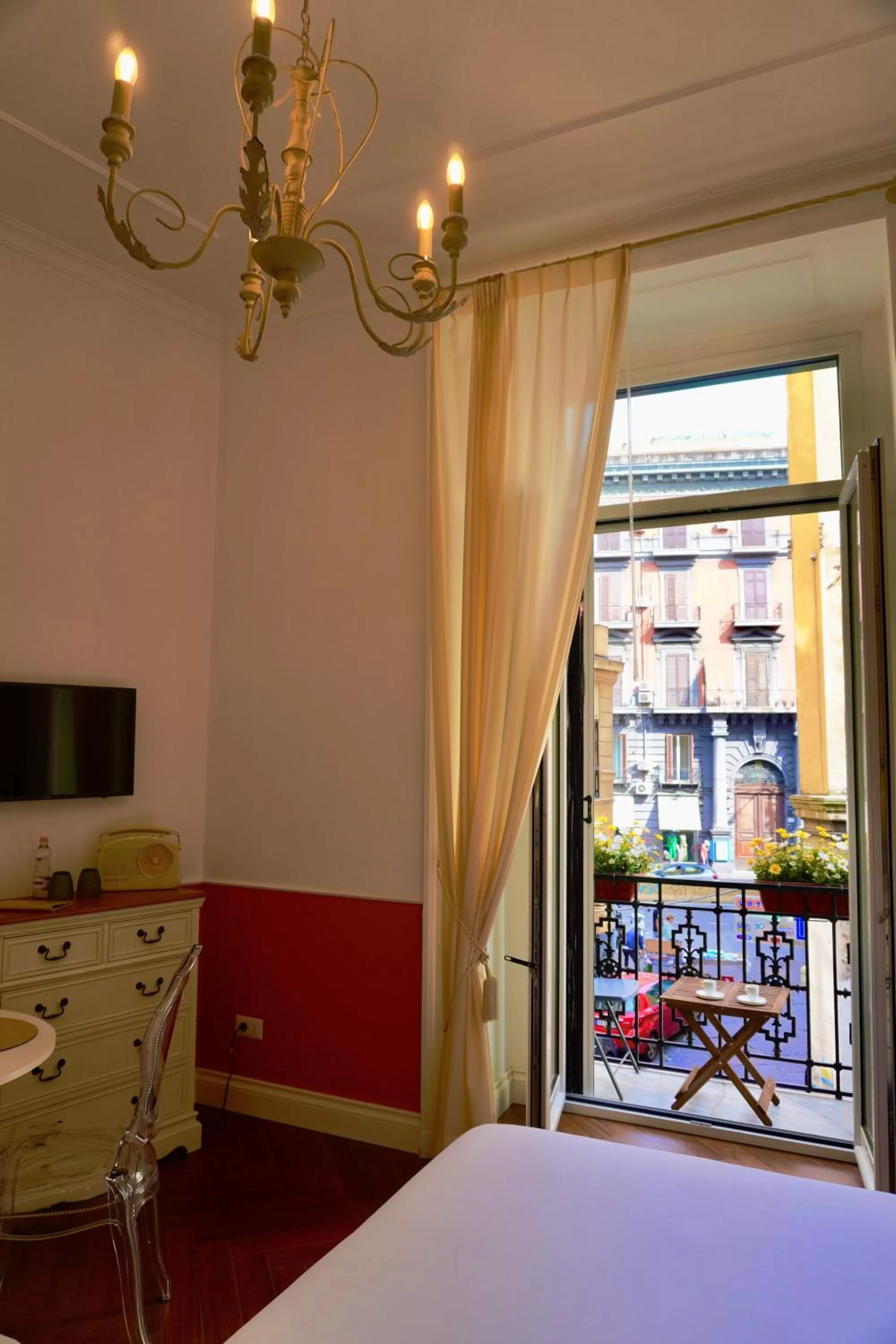 Bed in Macchiato Suites Boutique Guest House