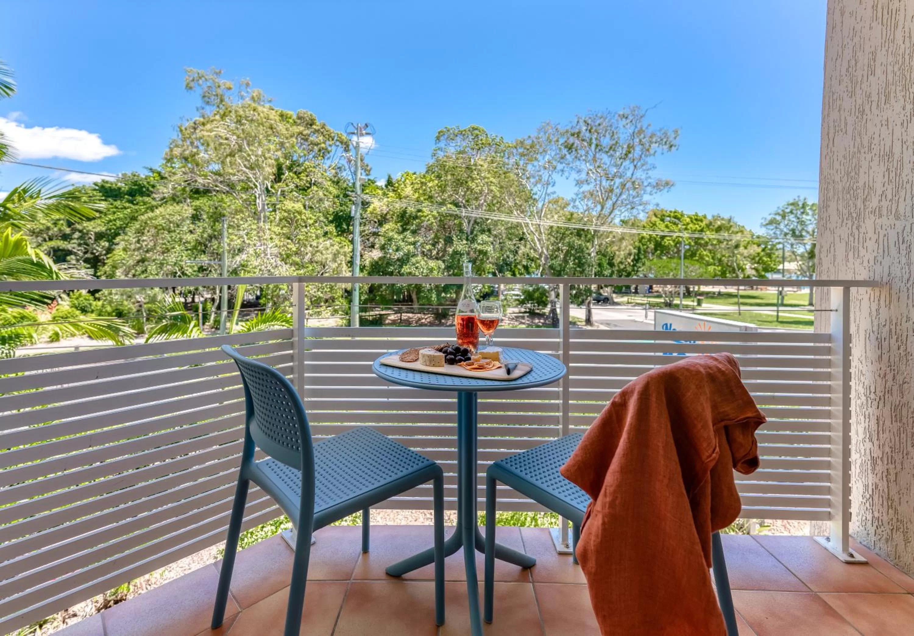 Patio in Noosa Sun - On the Noosa River