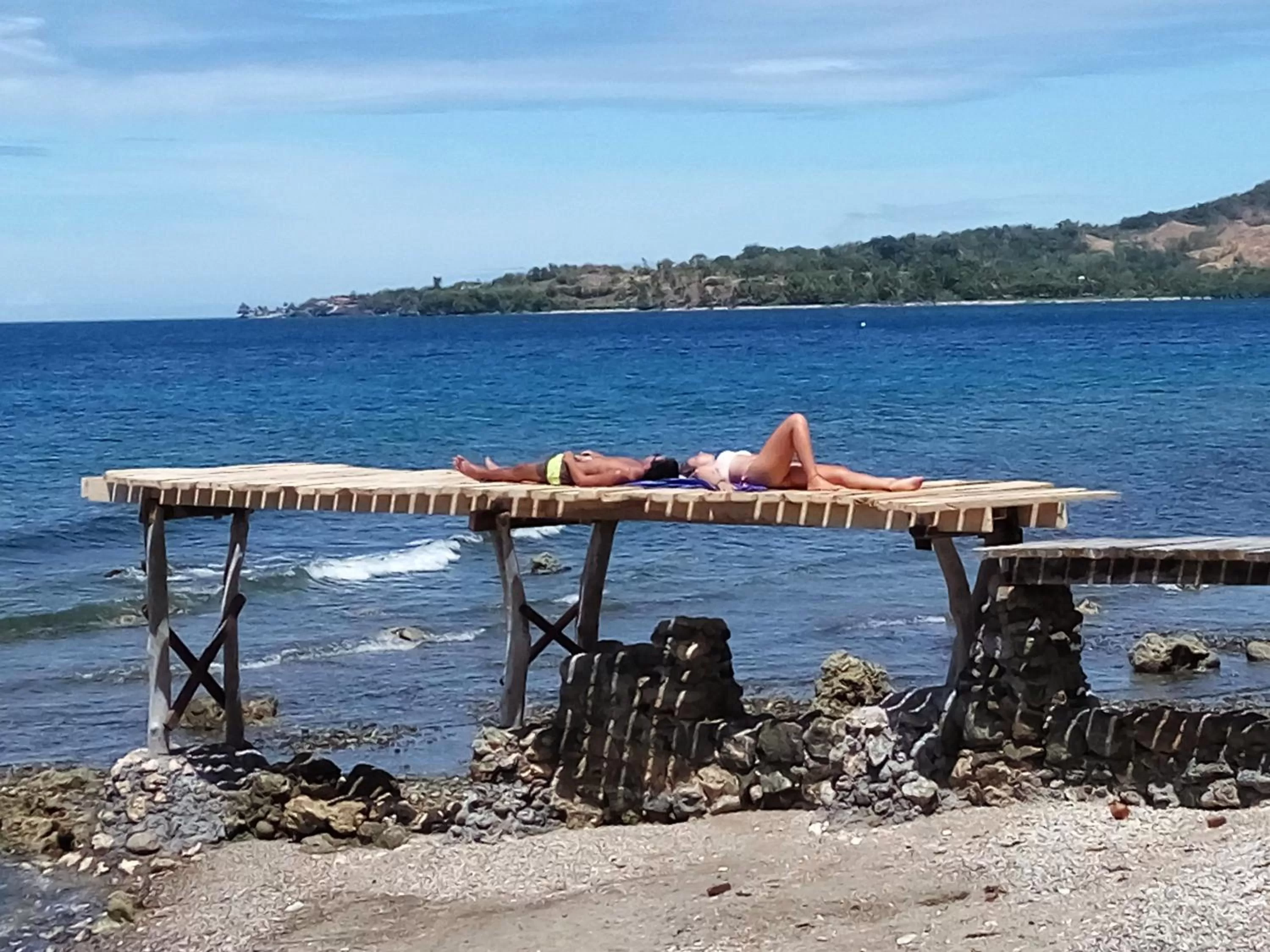 Beach in Paseo Del Mar Seaside Inn