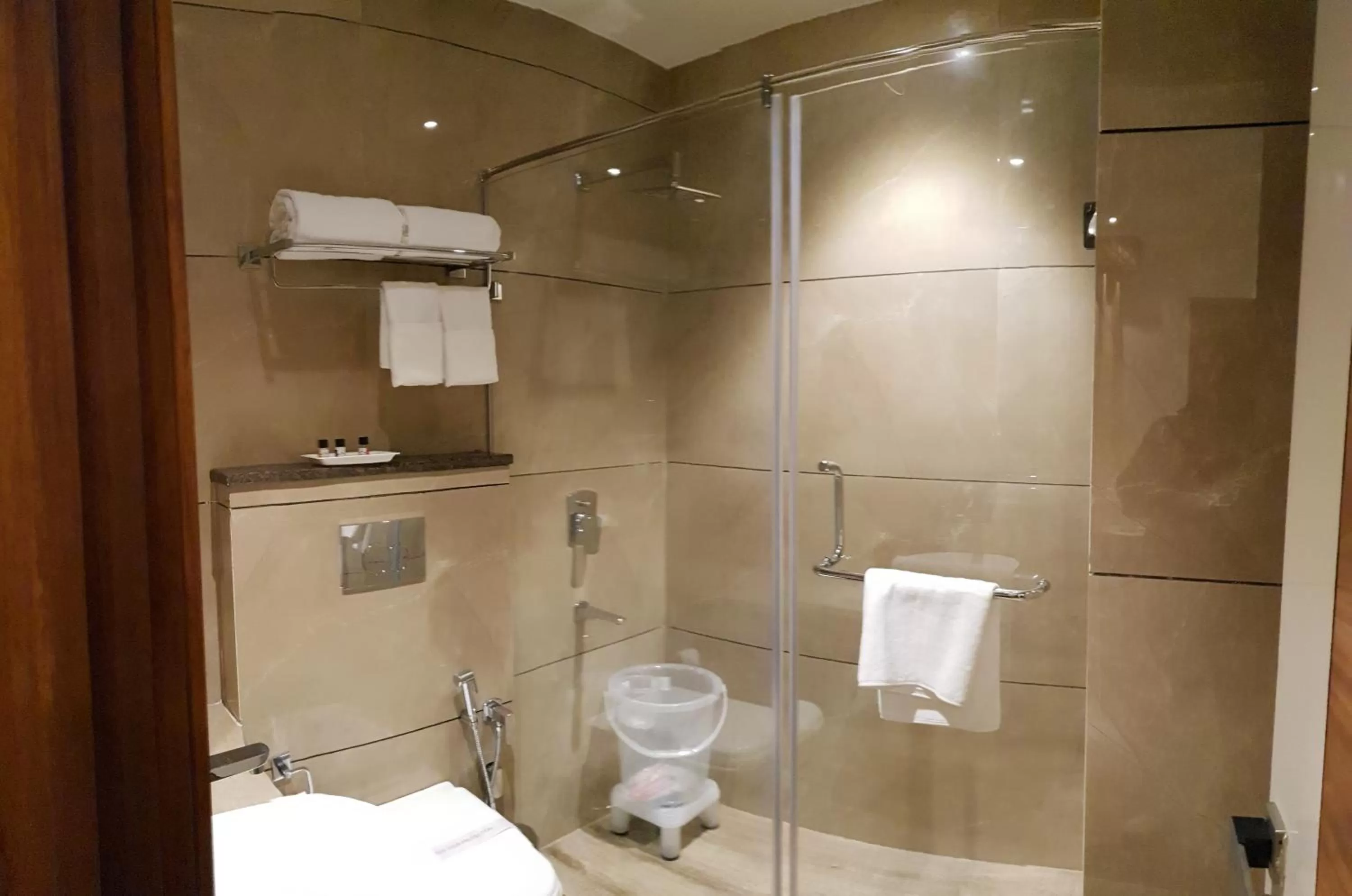 Hotel Makhan Residency