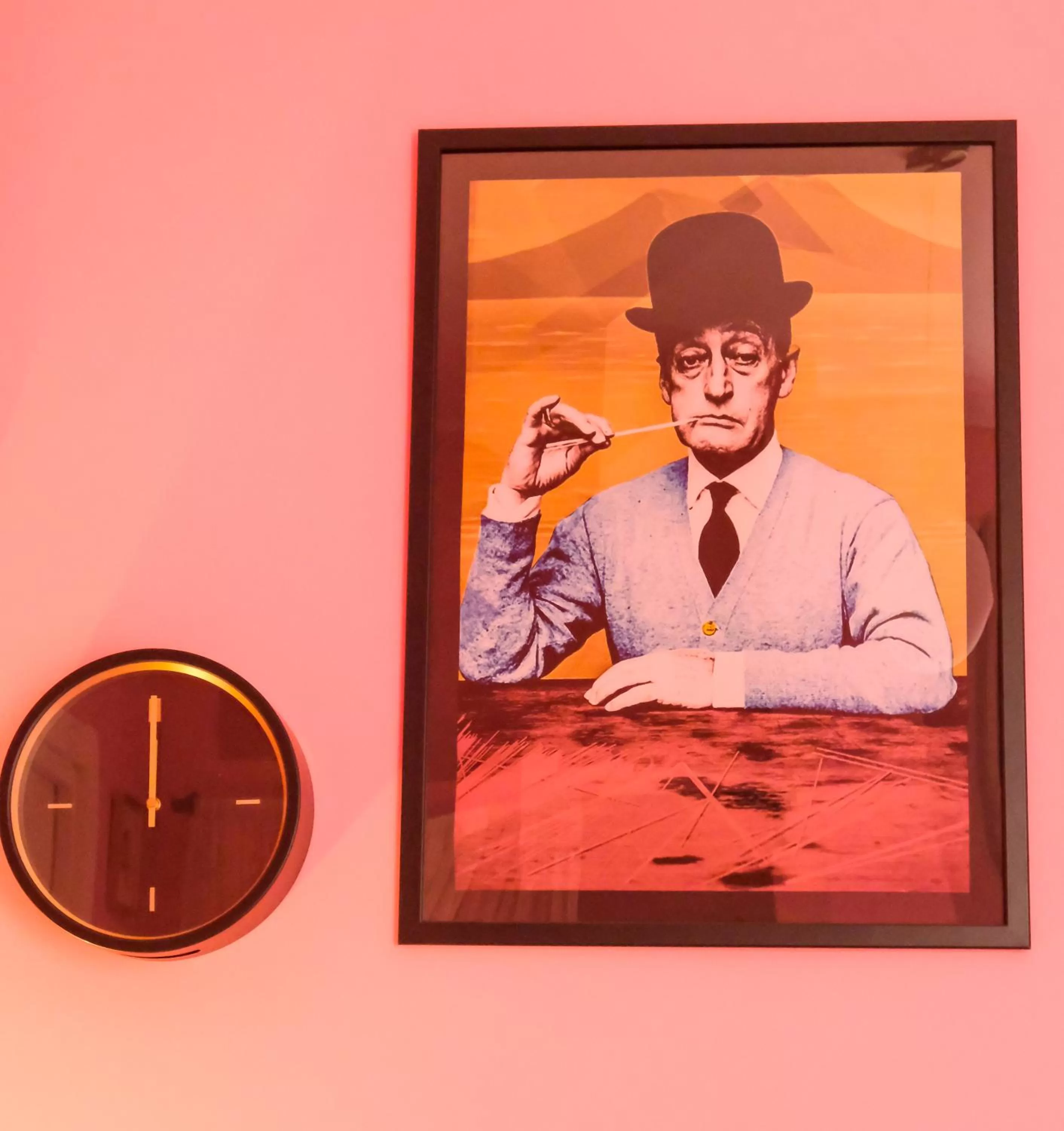 Bedroom, TV/Entertainment Center in LH51 B&B