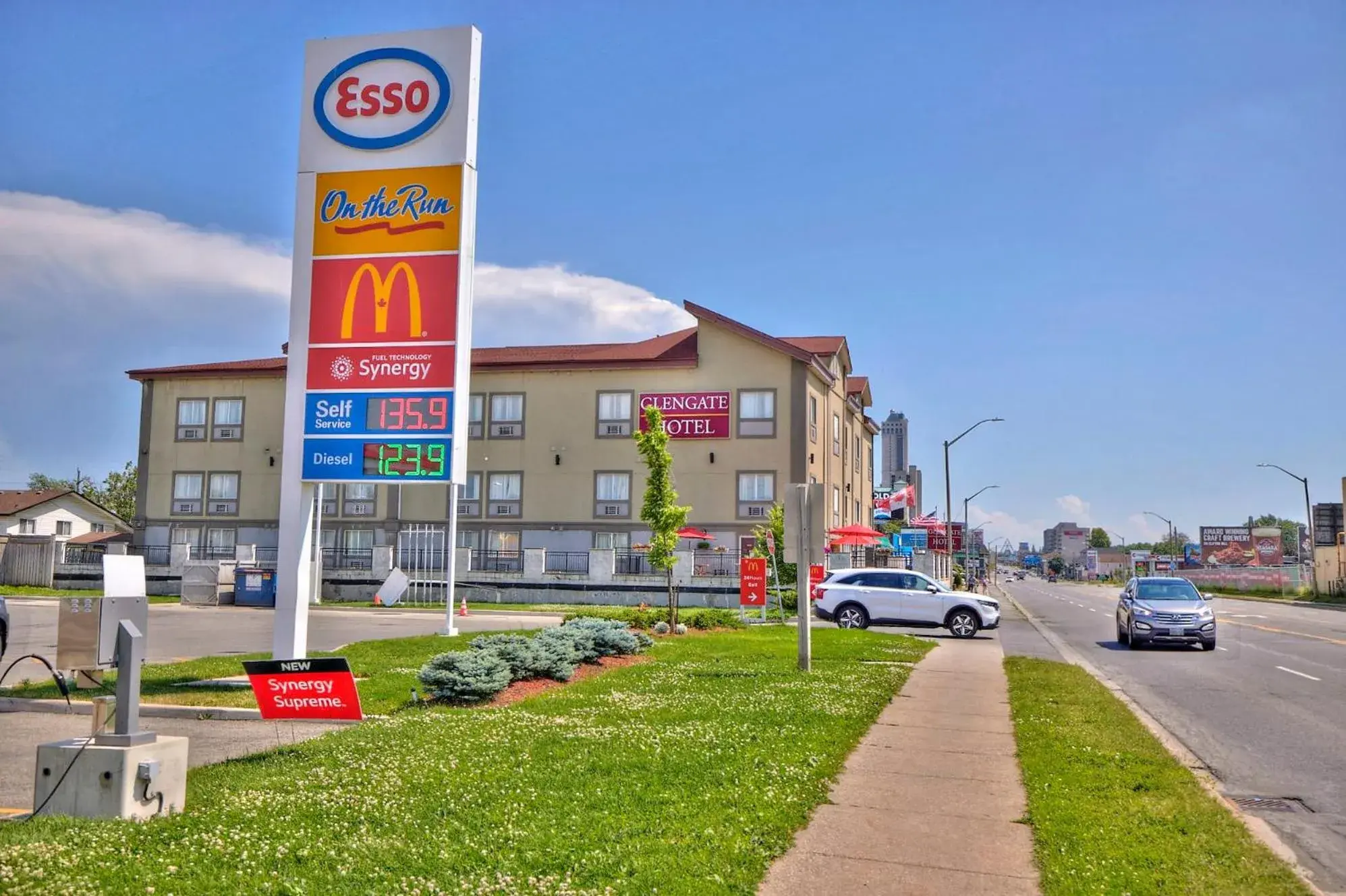 The Glengate Hotel & Suites The Glengate Hotel & Suites