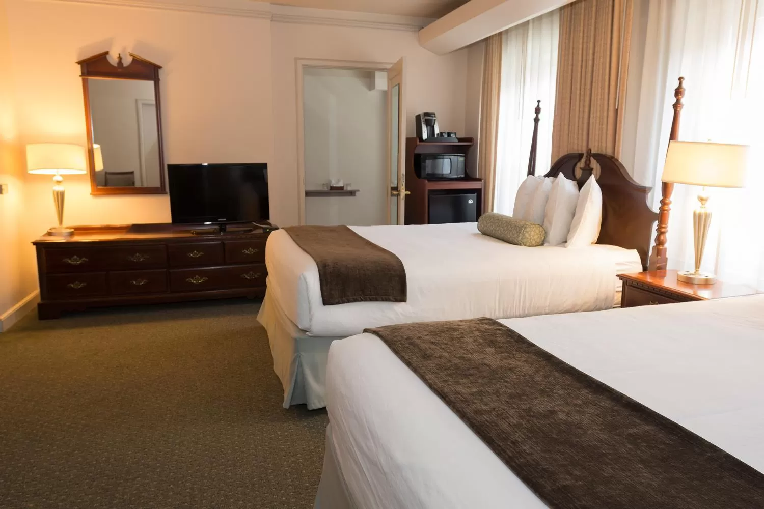 Bed in The Inn at Virginia Mason