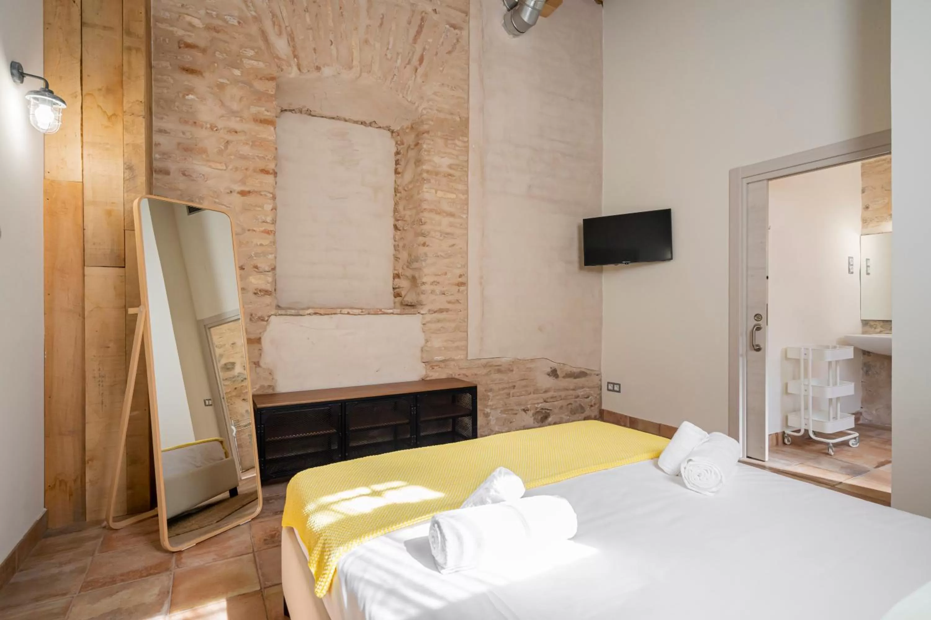 Bed in Dobo Azacanes Hostal