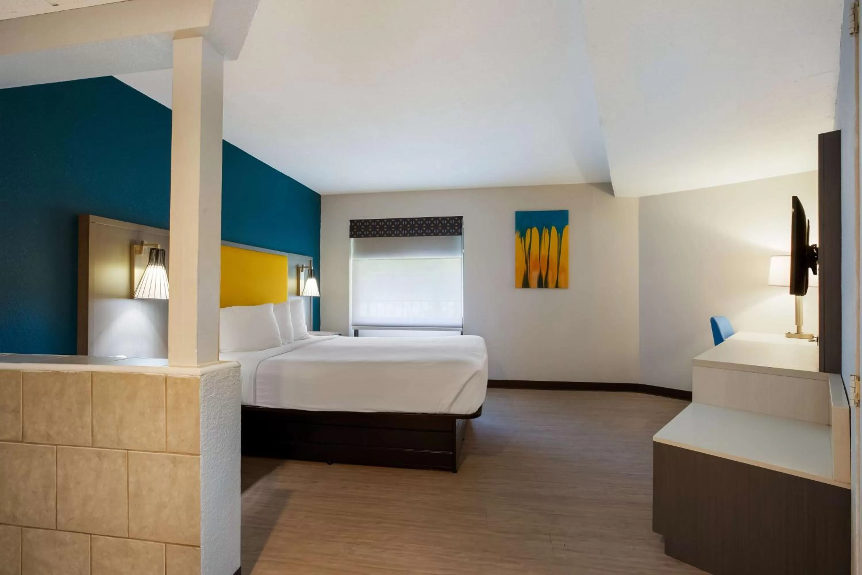 Bedroom, Bed in Best Western Bordentown Inn