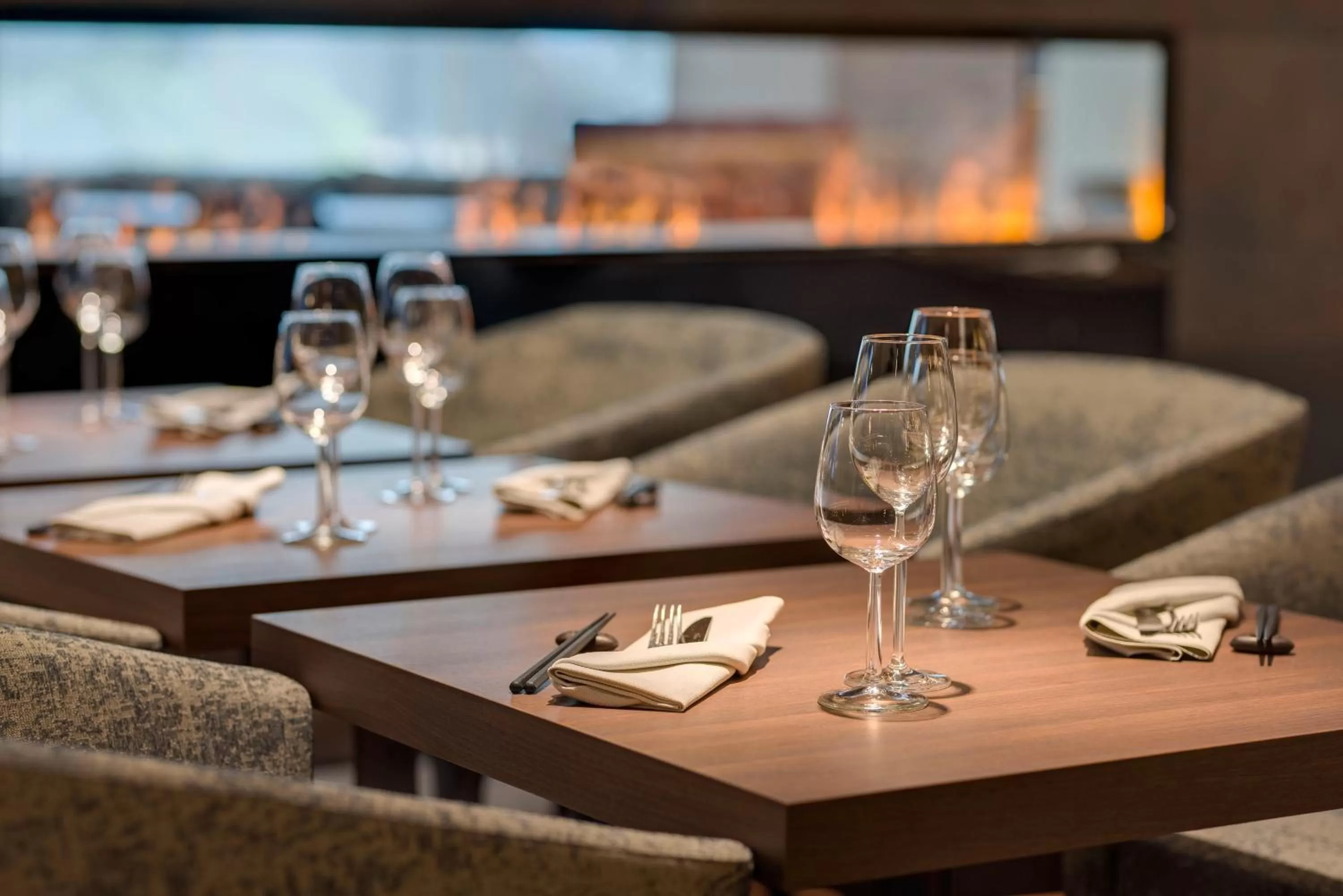 Restaurant/places to eat in Clayton Hotel Düsseldorf City Centre