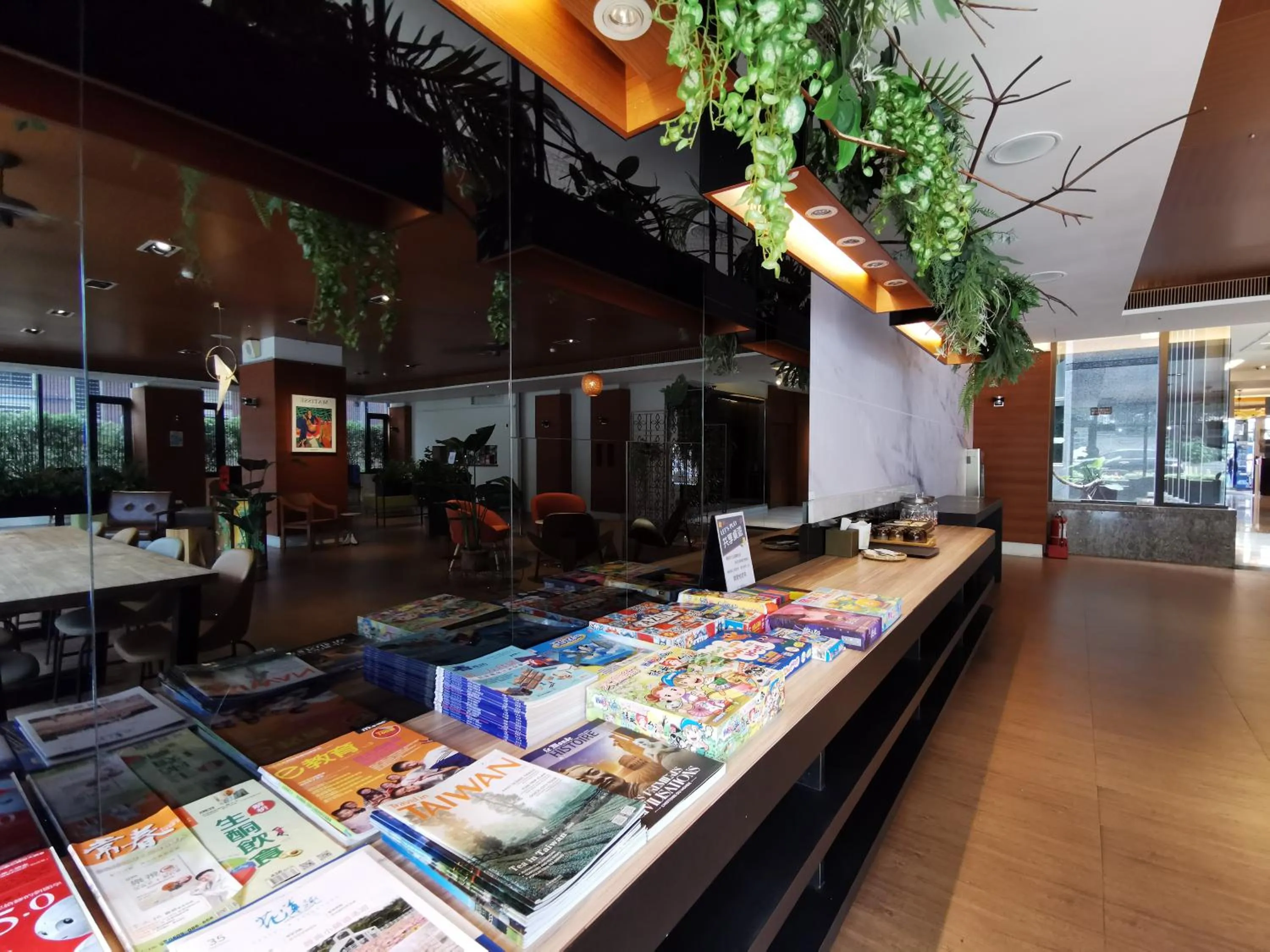 Communal lounge/ TV room in Azure Hotel