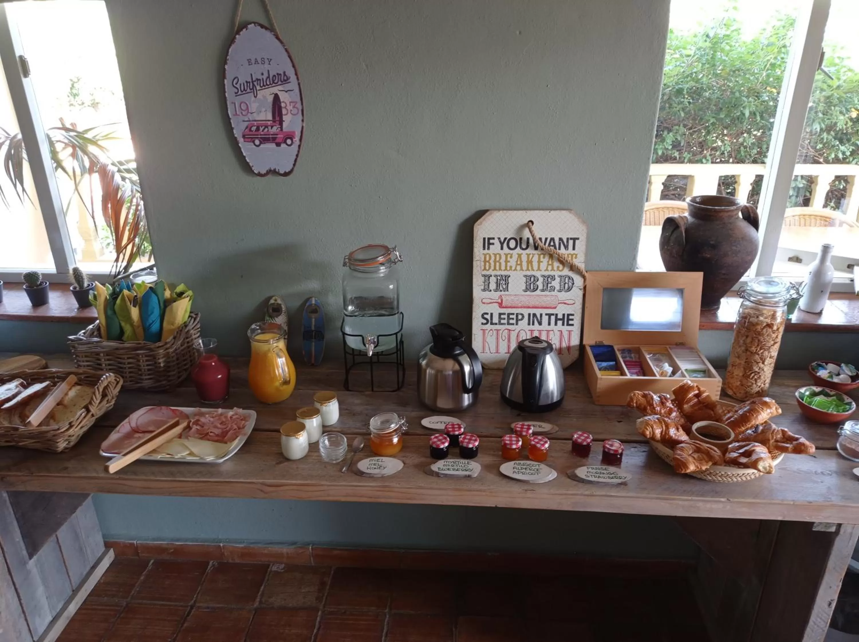 Buffet breakfast in Quinta Pereiro Tropic Garden, Algarve