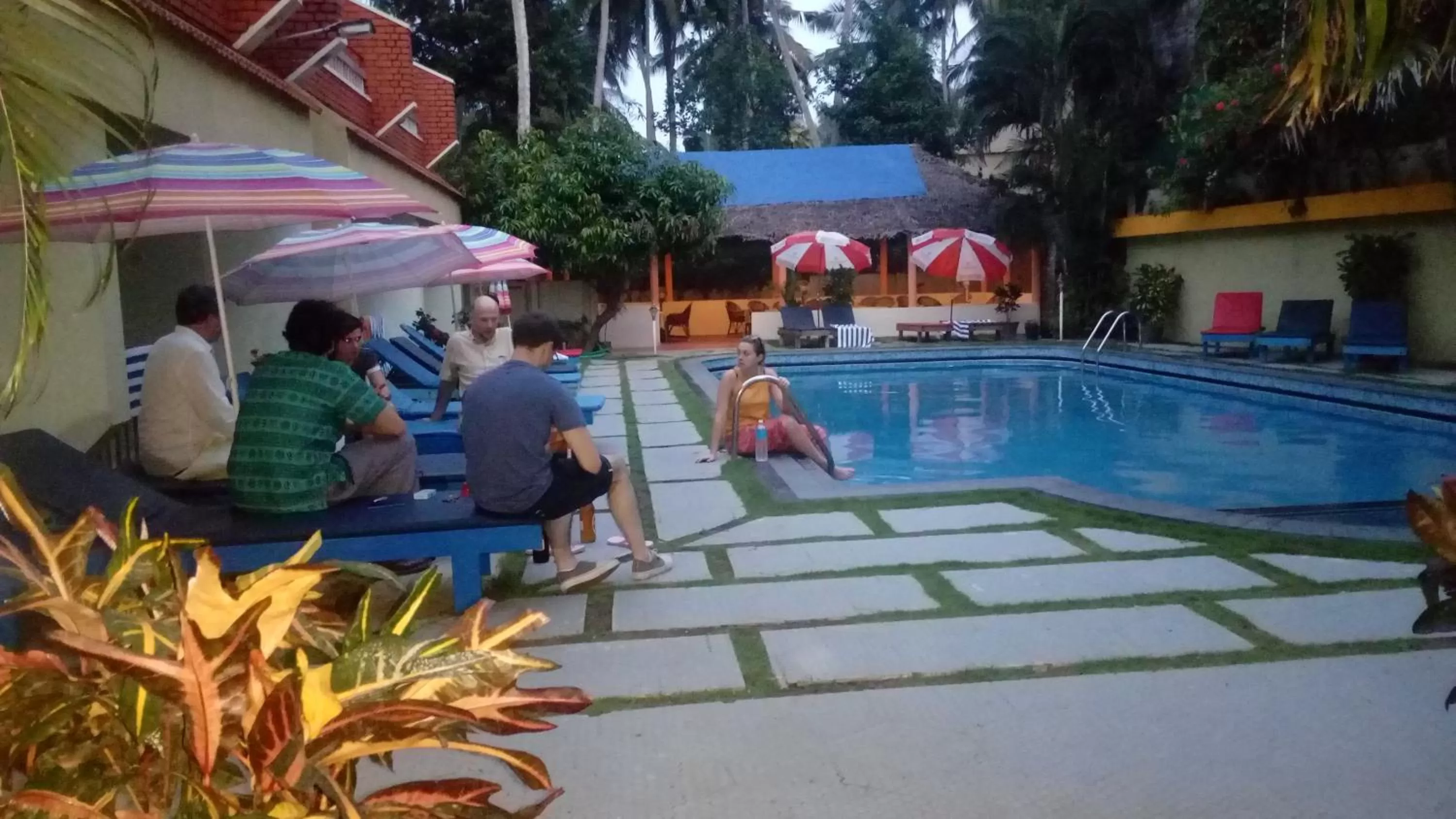 Pool view in Hotel Thushara