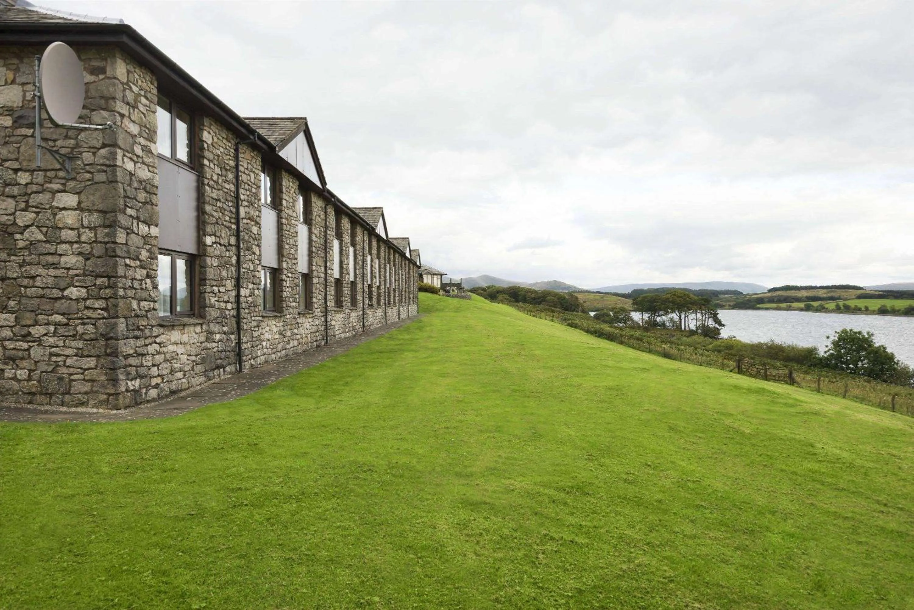 Property building in Days Inn Kendal - Killington Lake