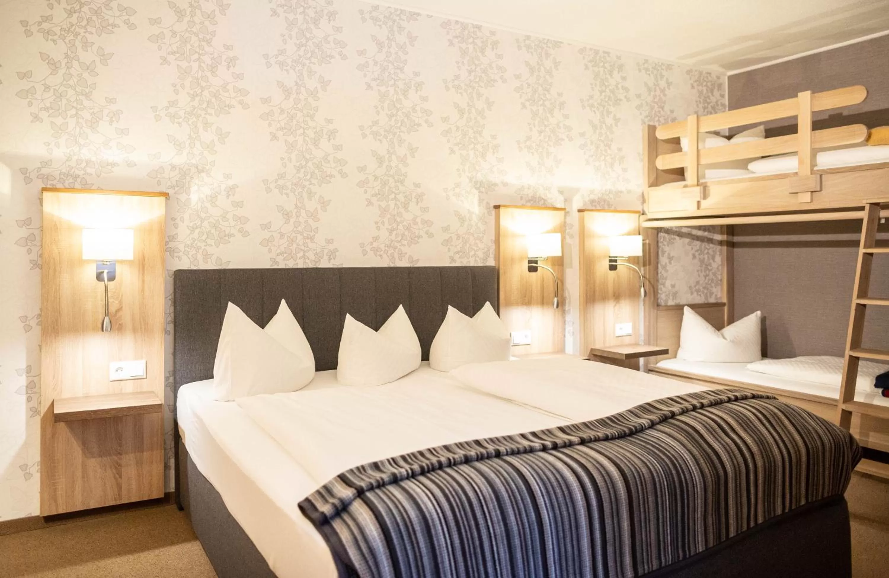 Family, Bed in Hotel Zur Kutsche