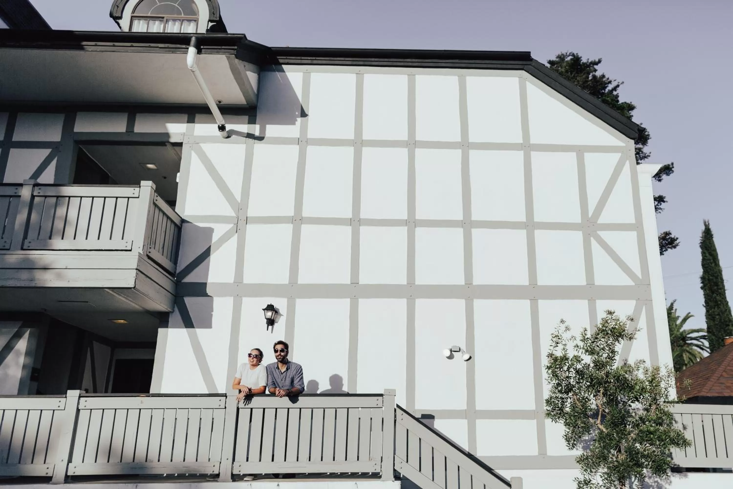 Vinland Hotel and Lounge