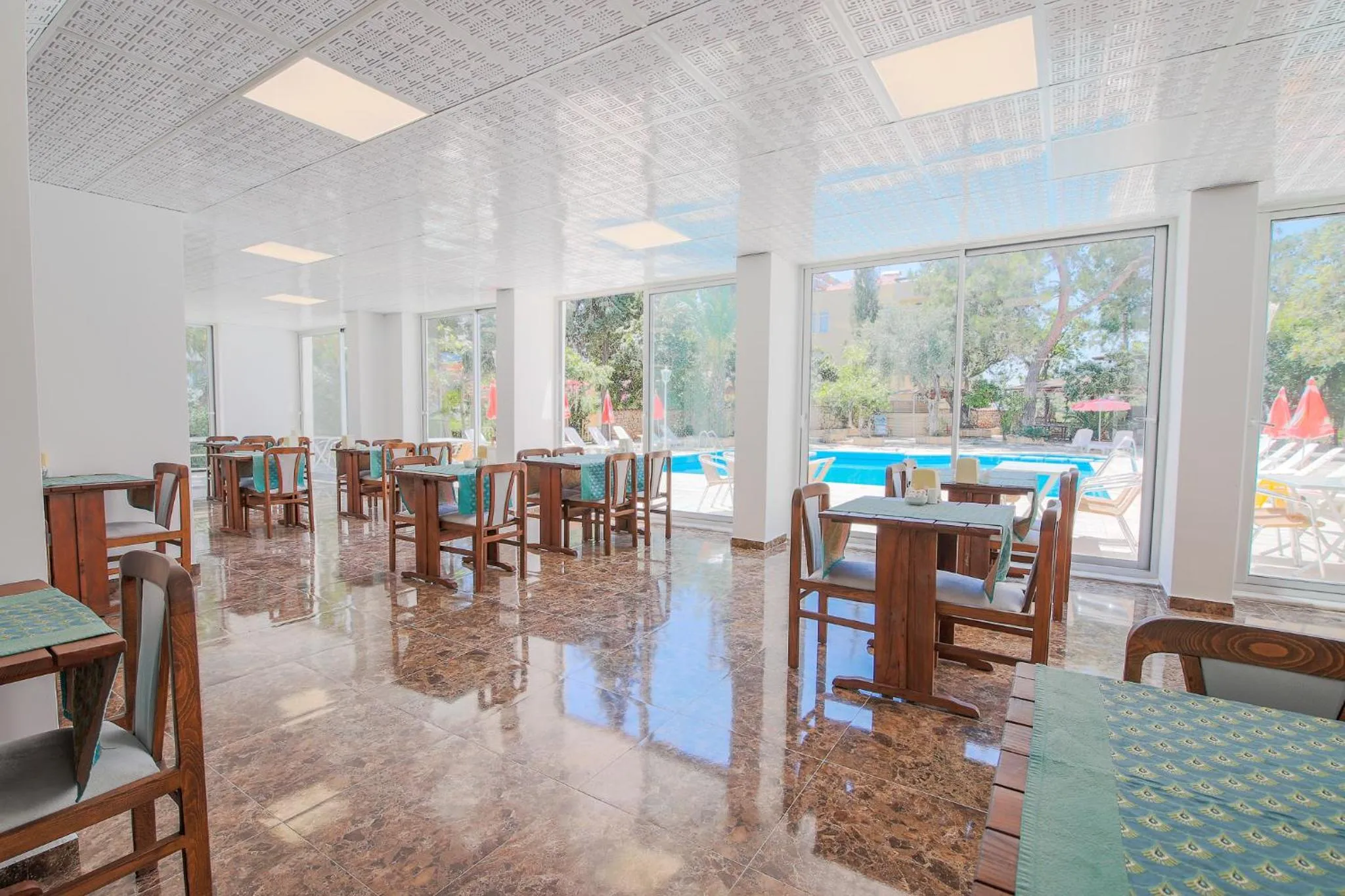 Restaurant/places to eat in Ekici Hotel