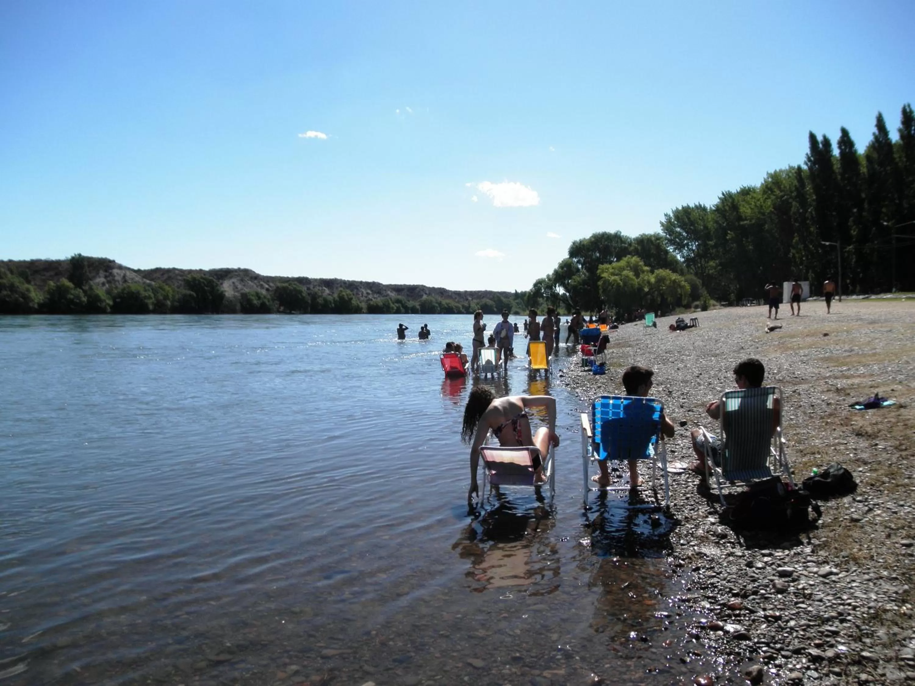 People in Complejo Solar Apart