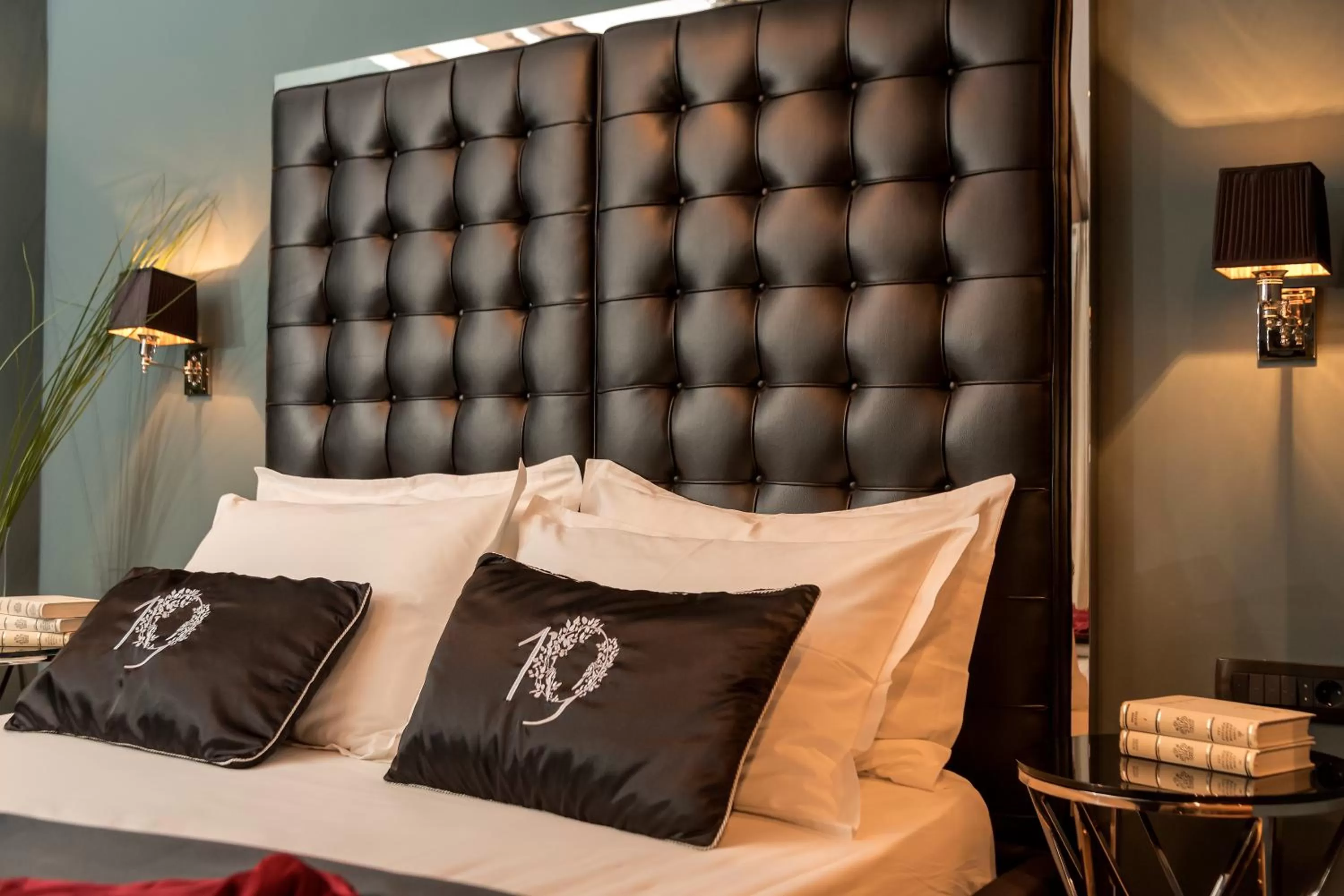 Bed in Heritage Hotel 19