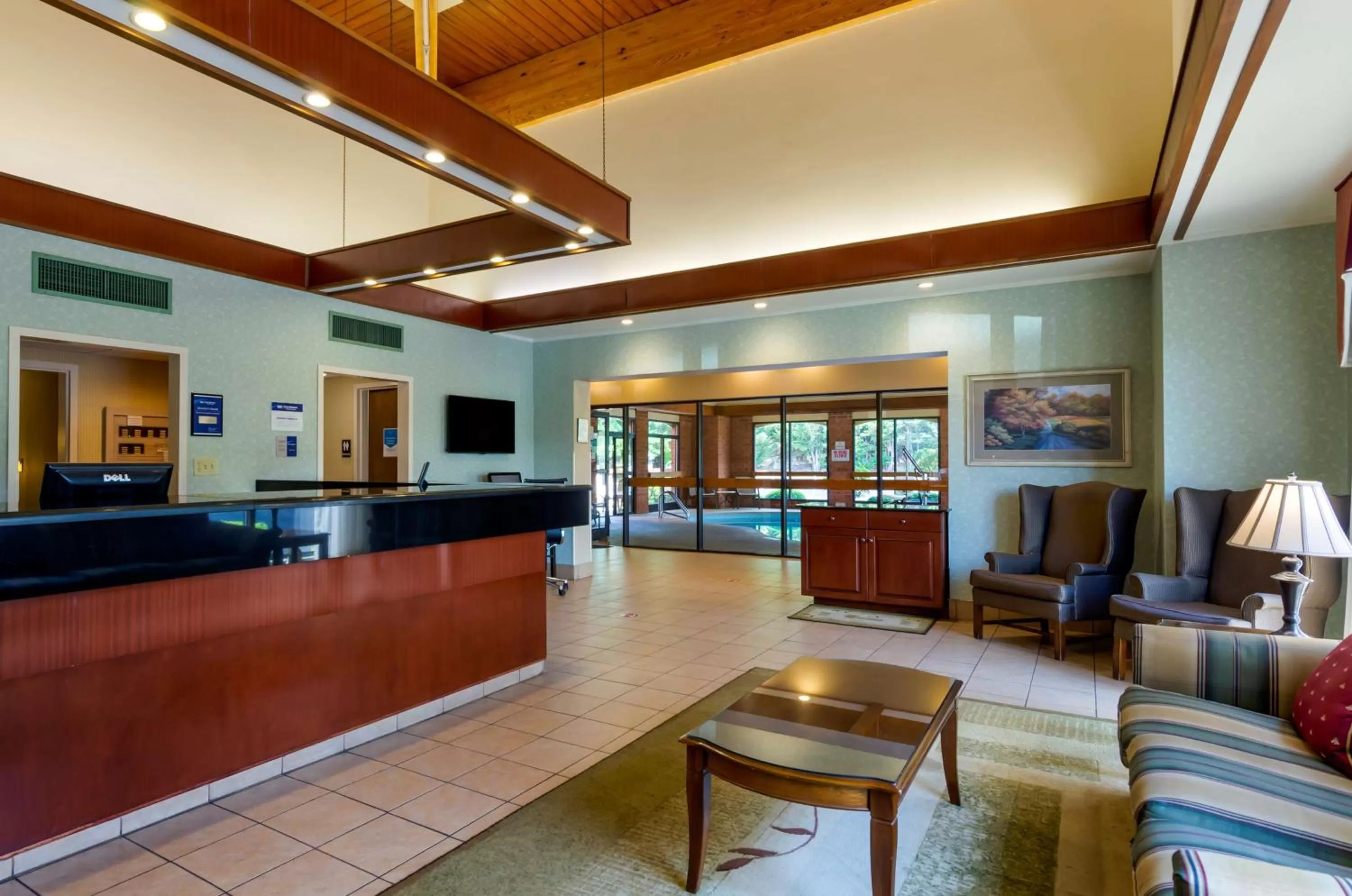 Lobby or reception in Staunton Inn