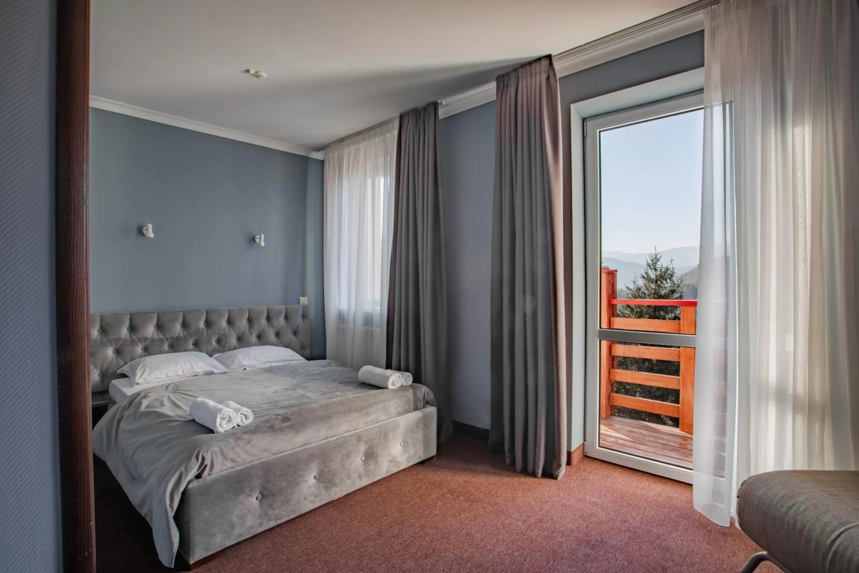 Bed in Wellland Hotel