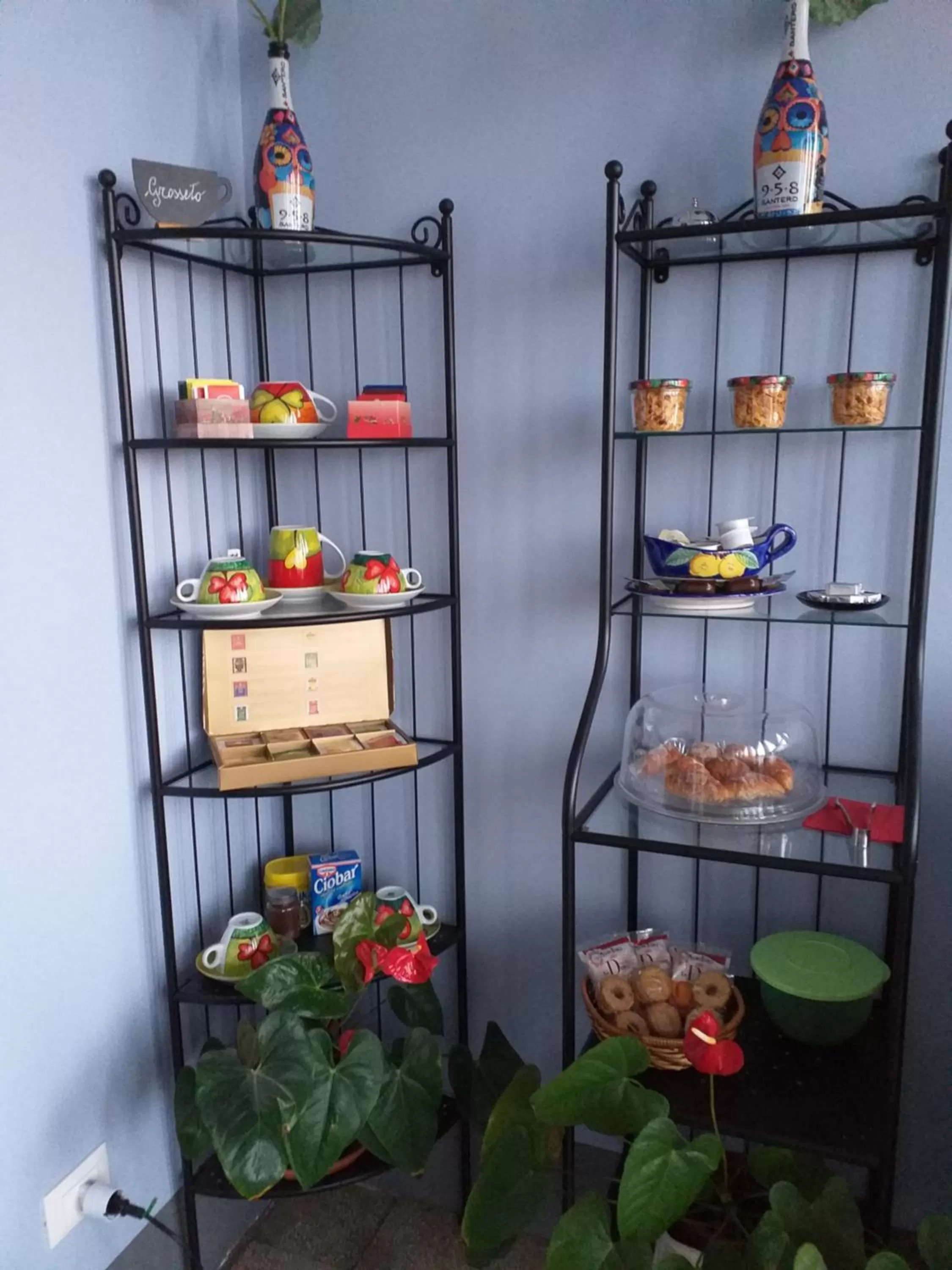 Buffet breakfast in Tuscany Experience BnB