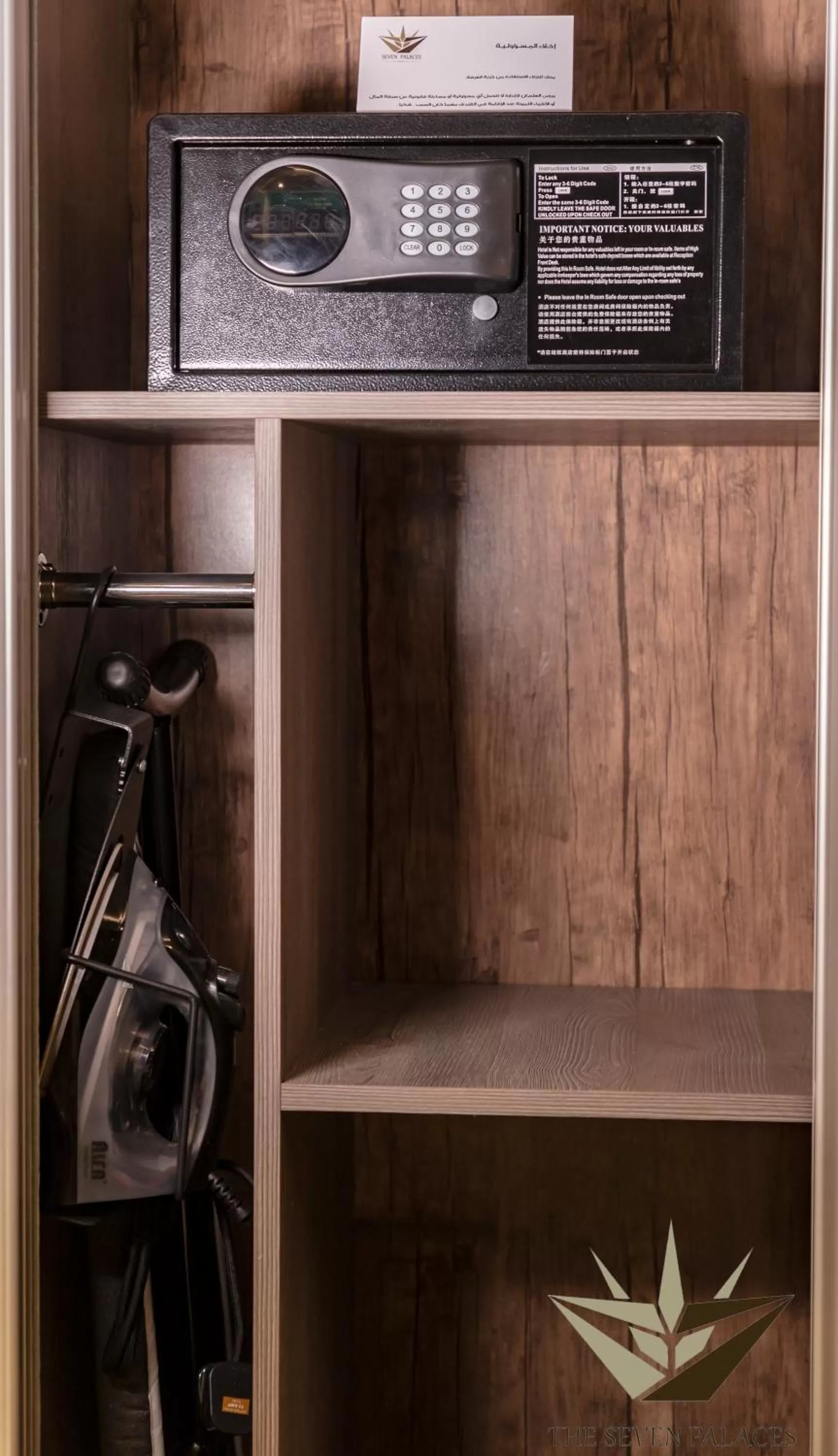 Property building, Kitchen/Kitchenette in Seven Palaces