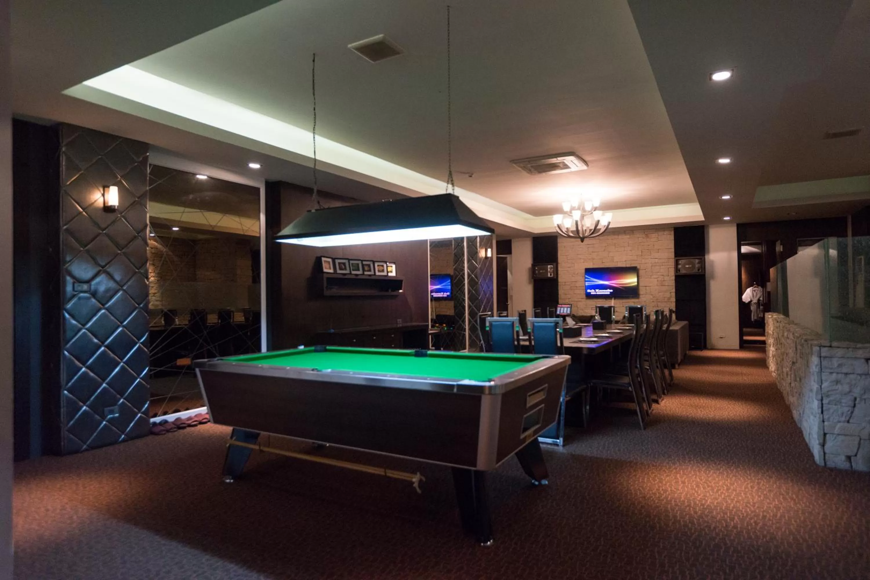 Kiss Gardenhome Chic Hotel