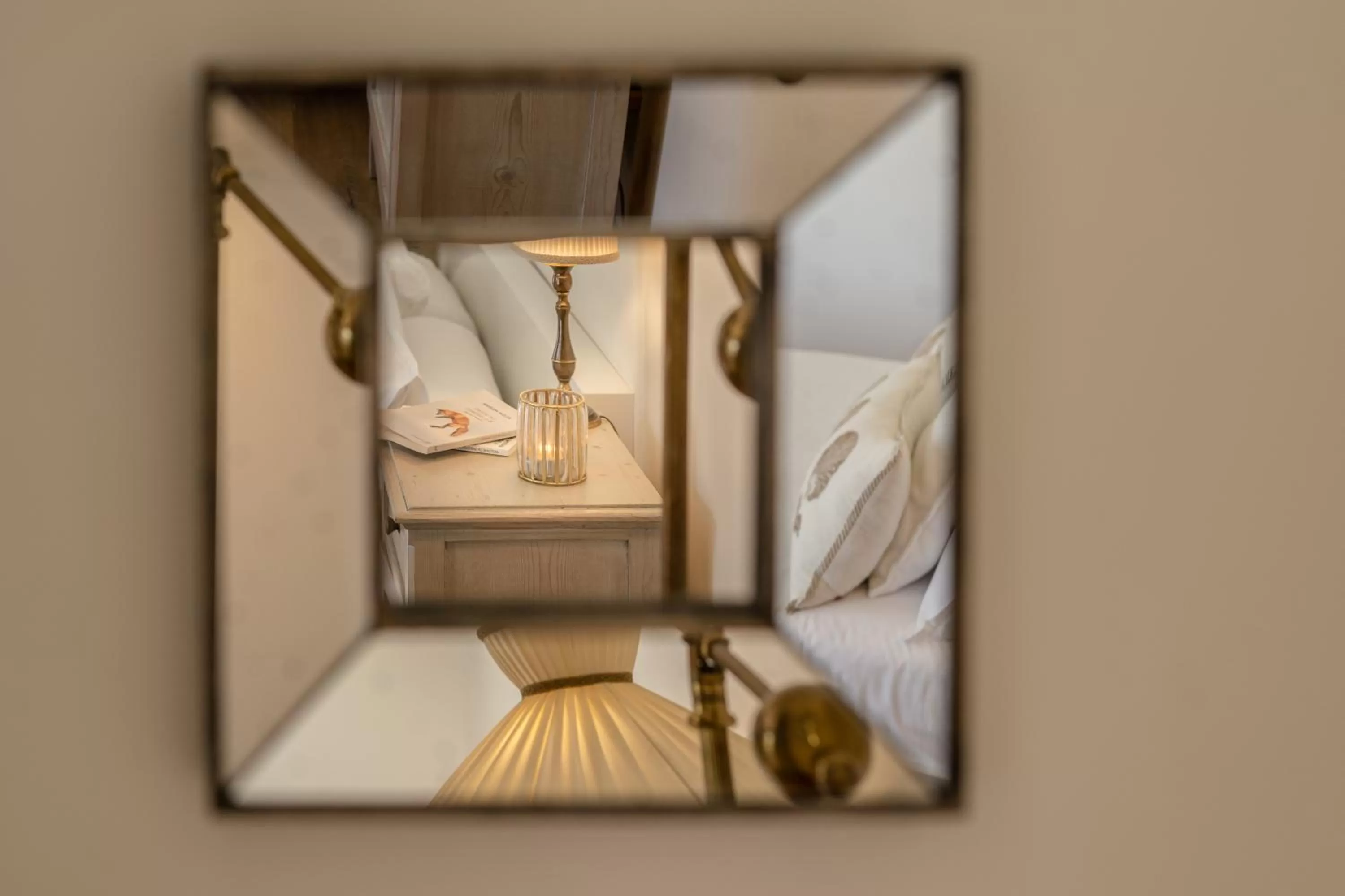 Decorative detail, Bed in CasaVostra - Ambience Suites