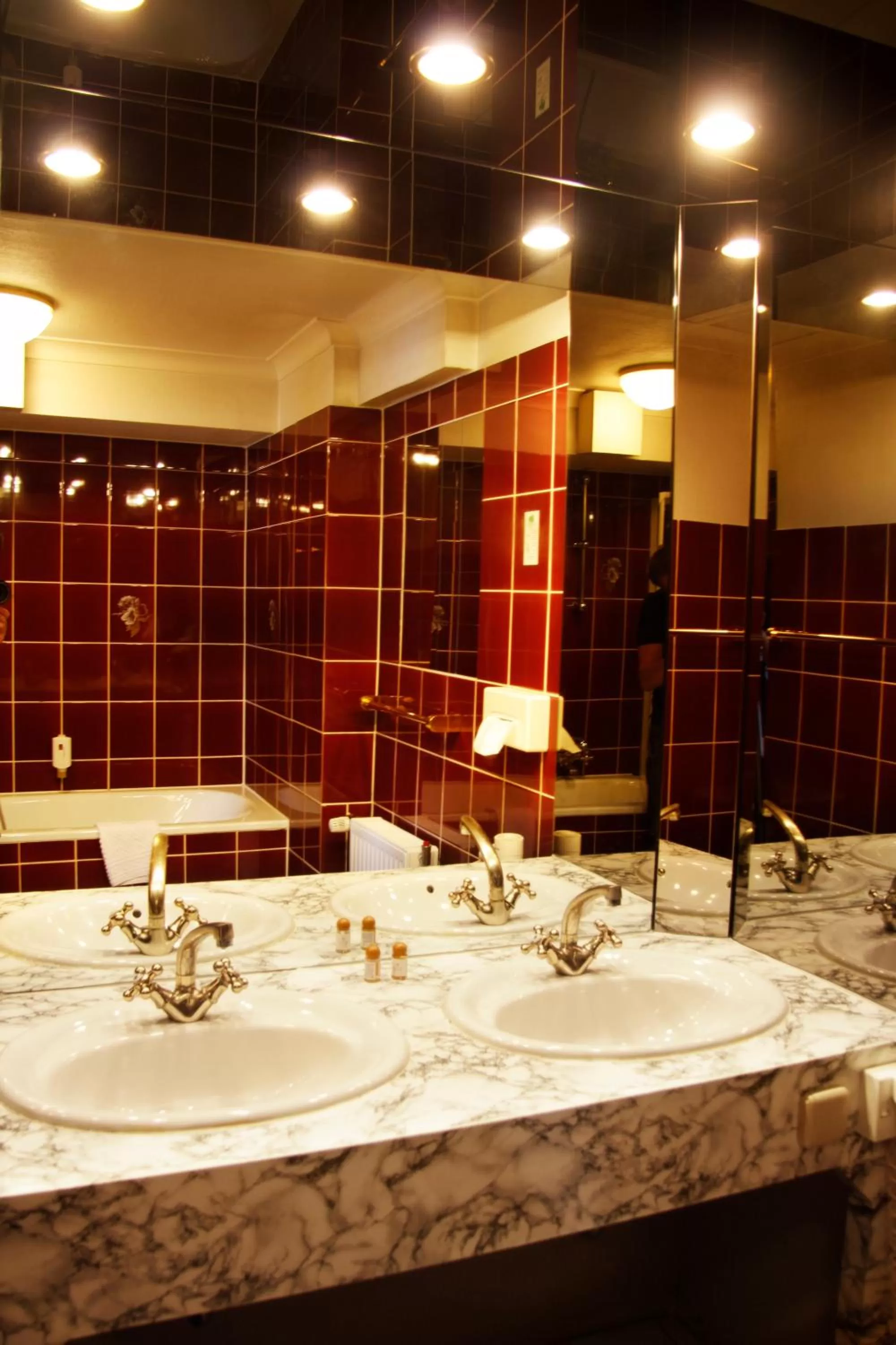 Bathroom in INA Hotel Royal