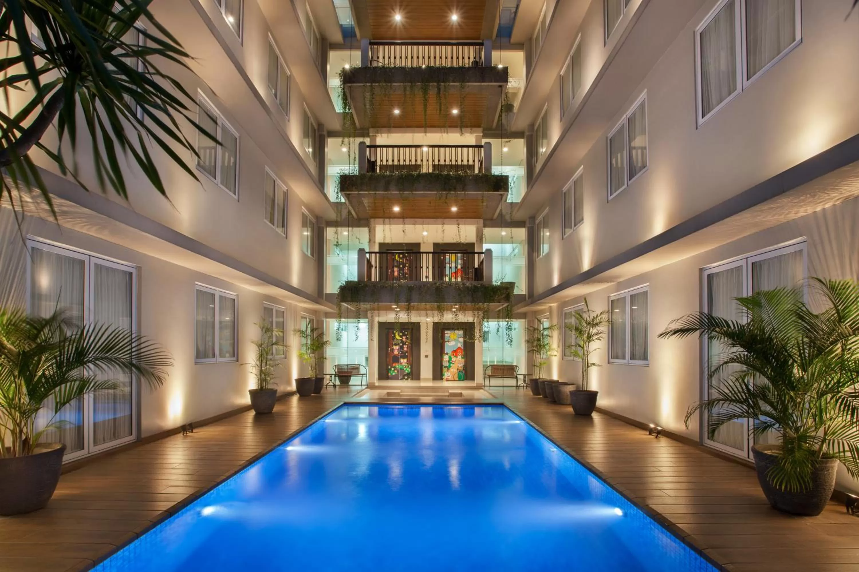 Swimming pool in All Nite and Day Hotel Alam Sutera