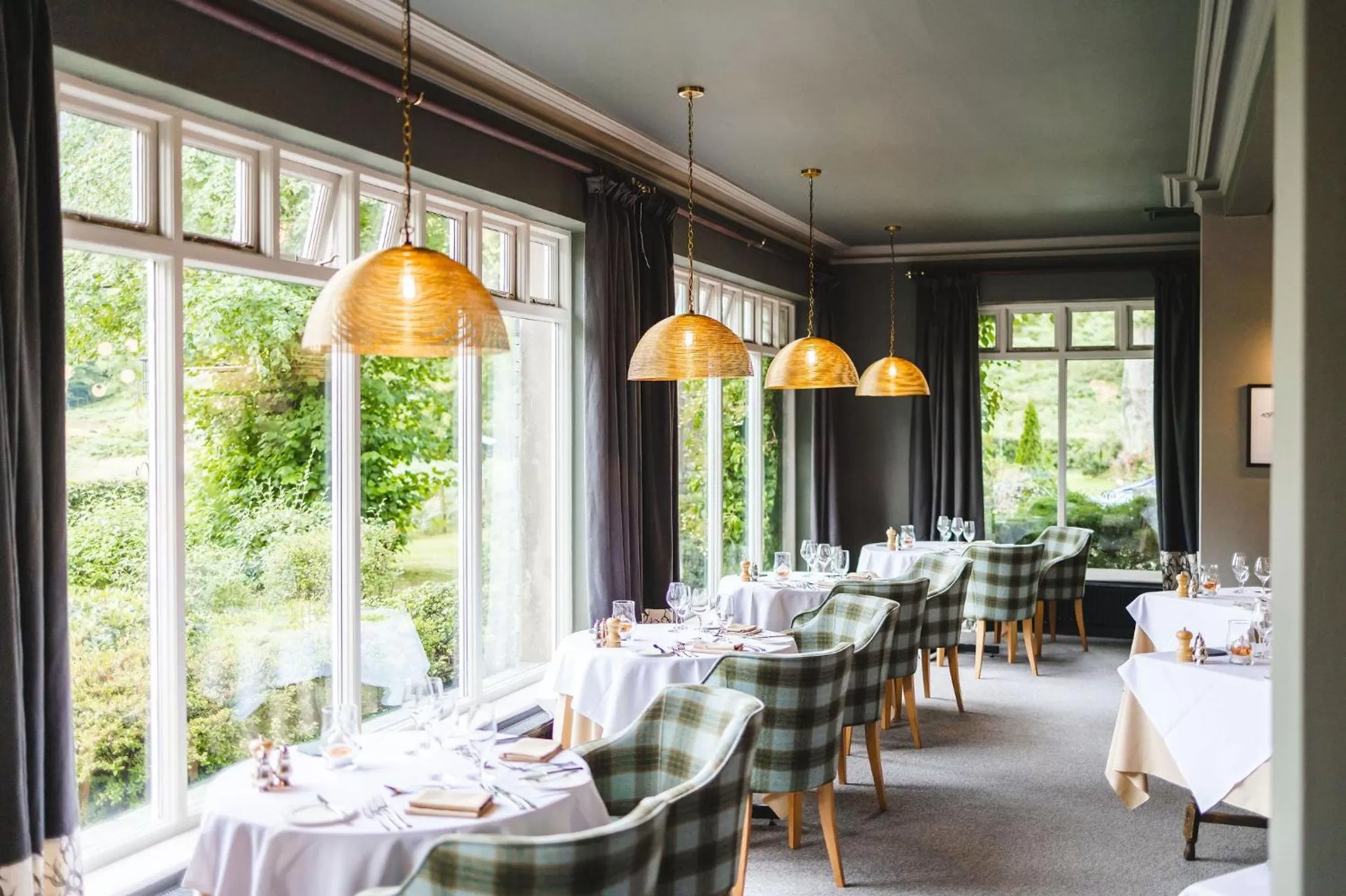Restaurant/places to eat in Borrowdale Gates Hotel