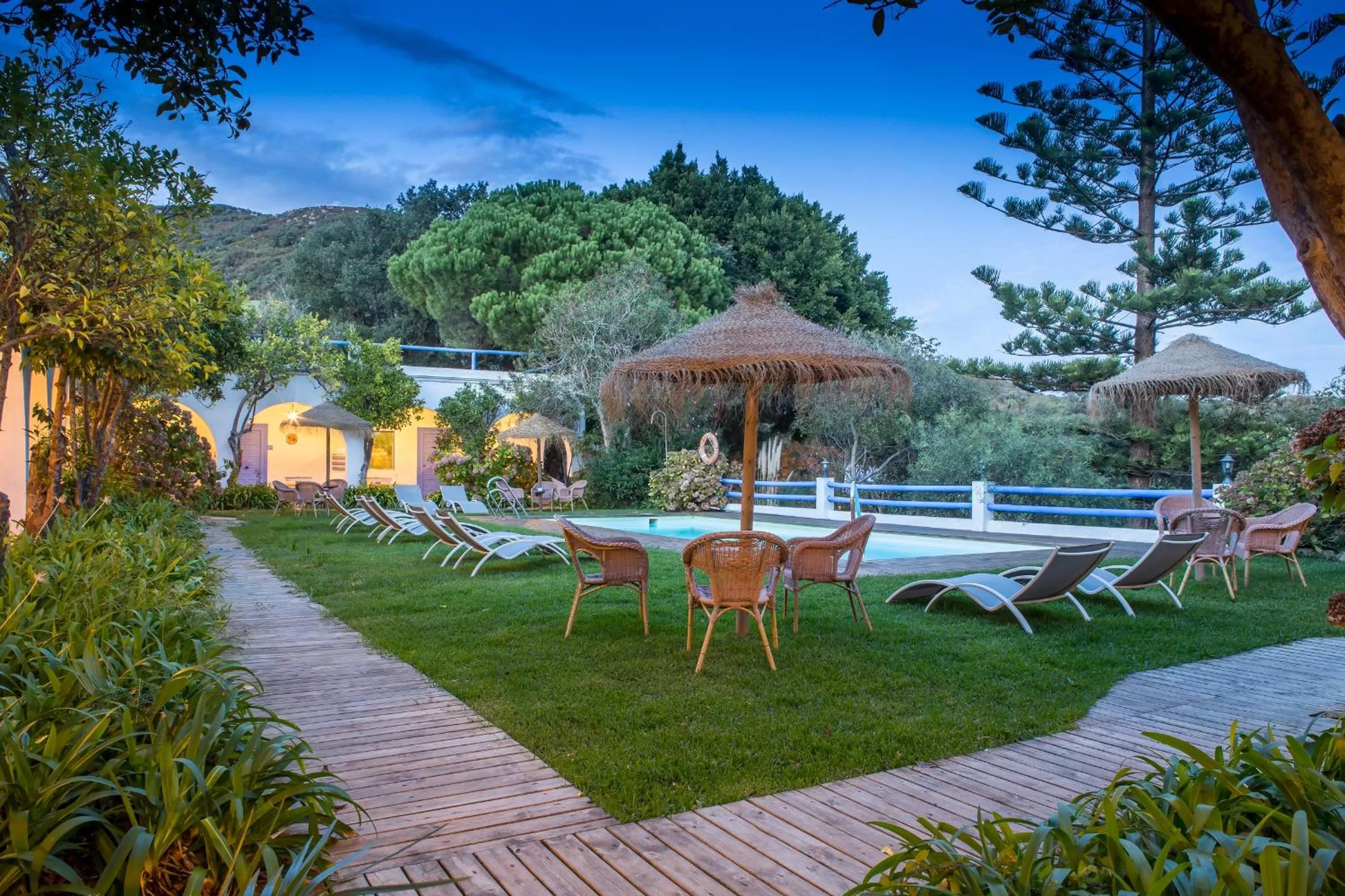 Swimming pool in Mesón de Sancho