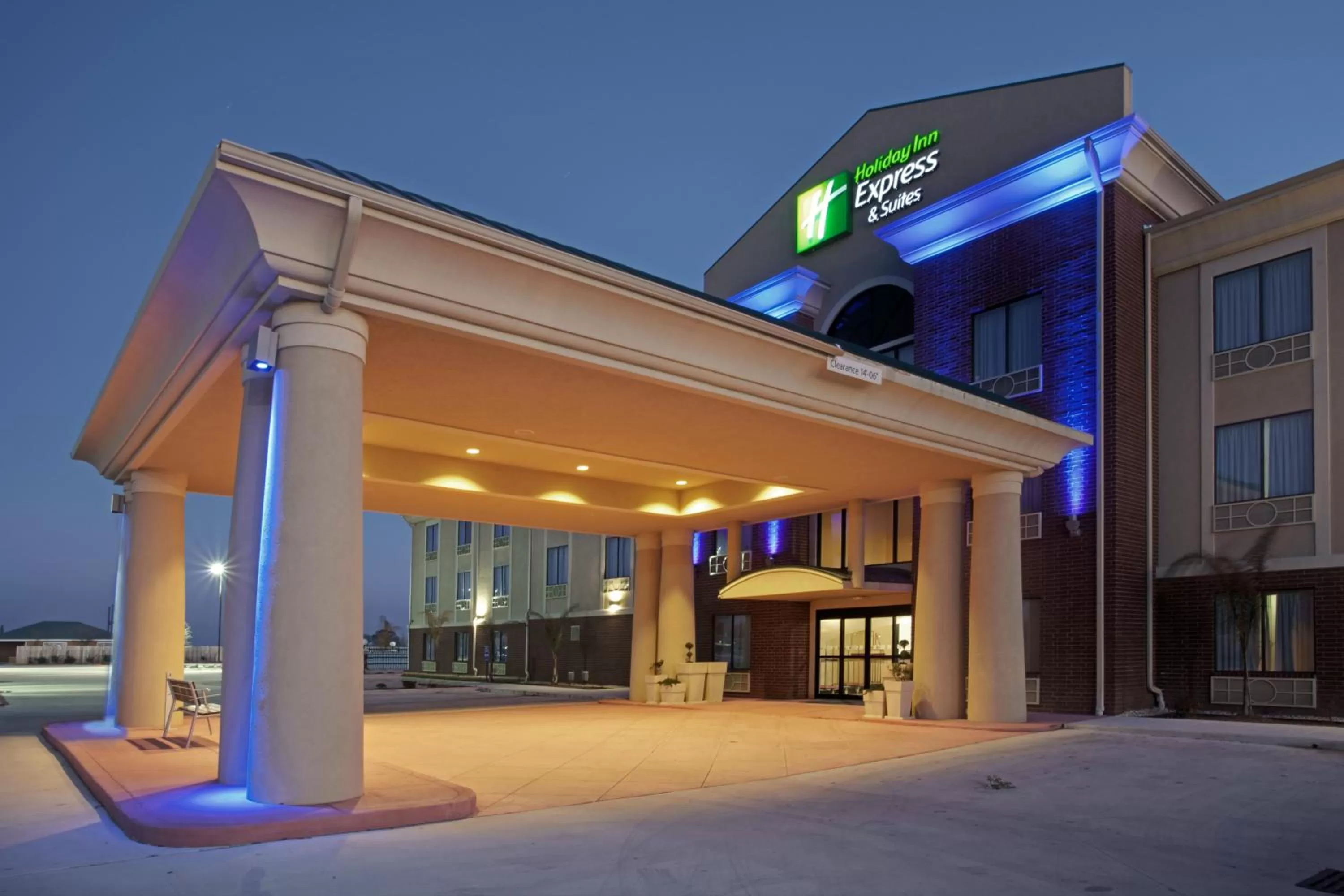 Property building in Holiday Inn Express Hotel & Suites Waller by IHG