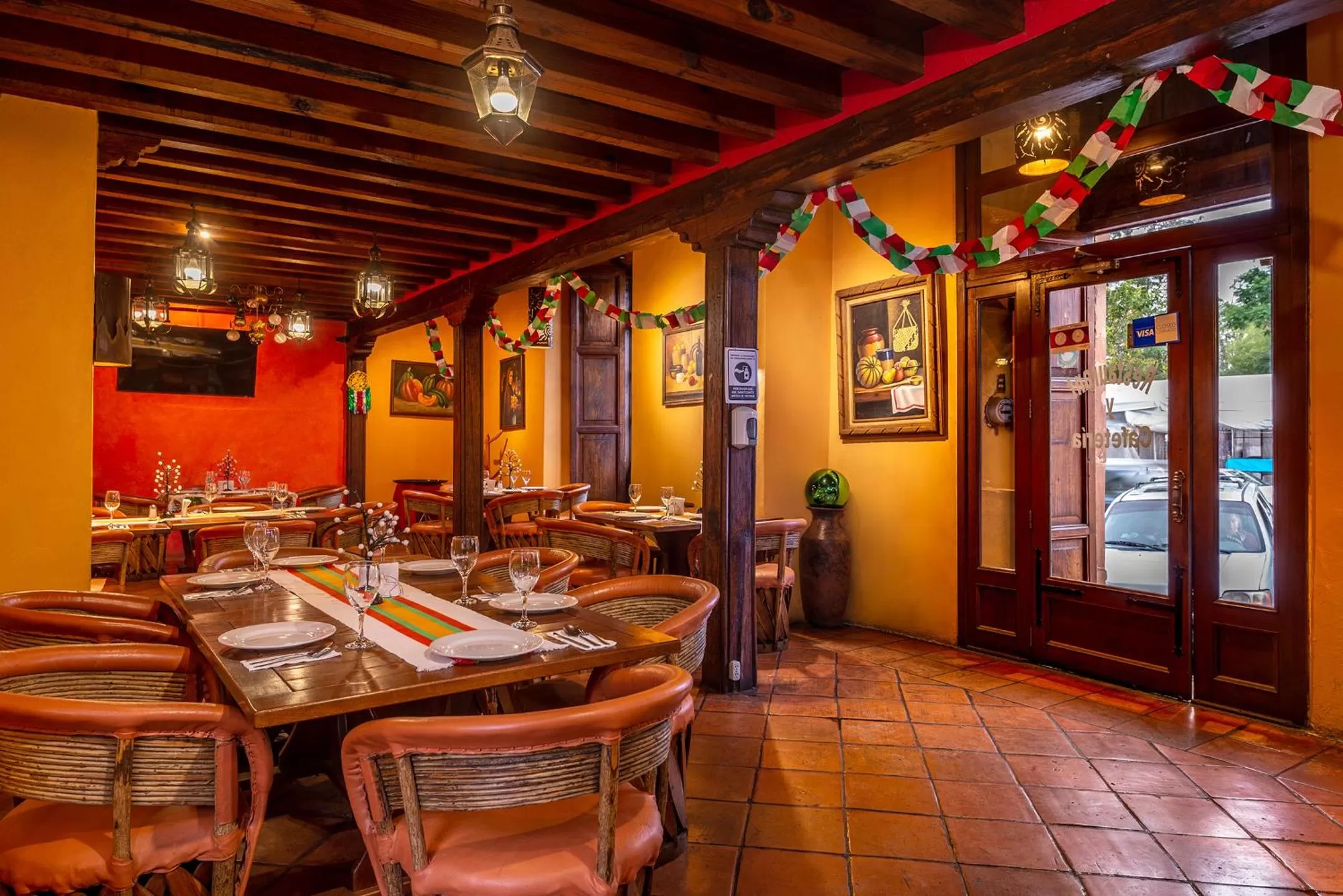 Restaurant/places to eat in Hotel la Parroquia