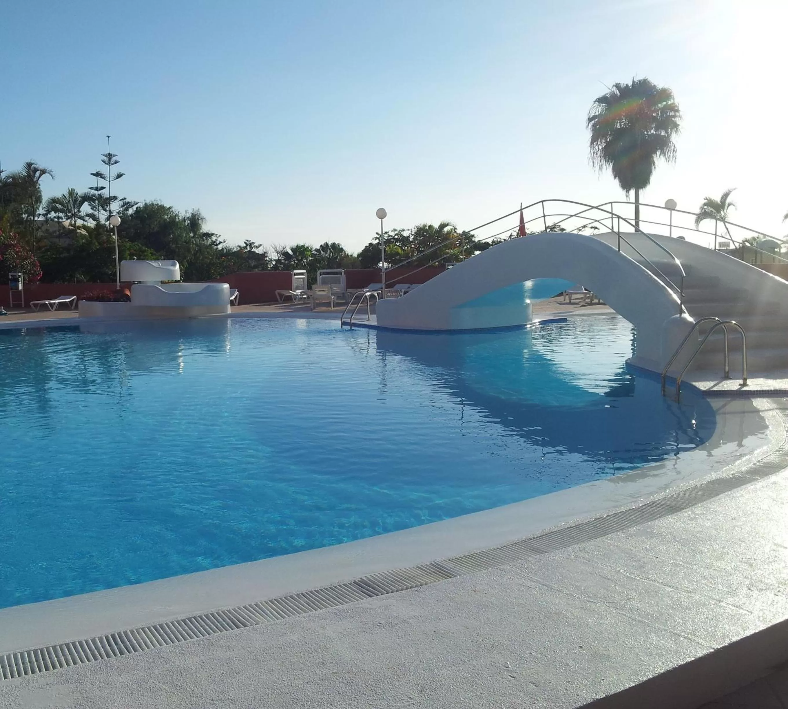 Swimming pool in Laguna Park 2