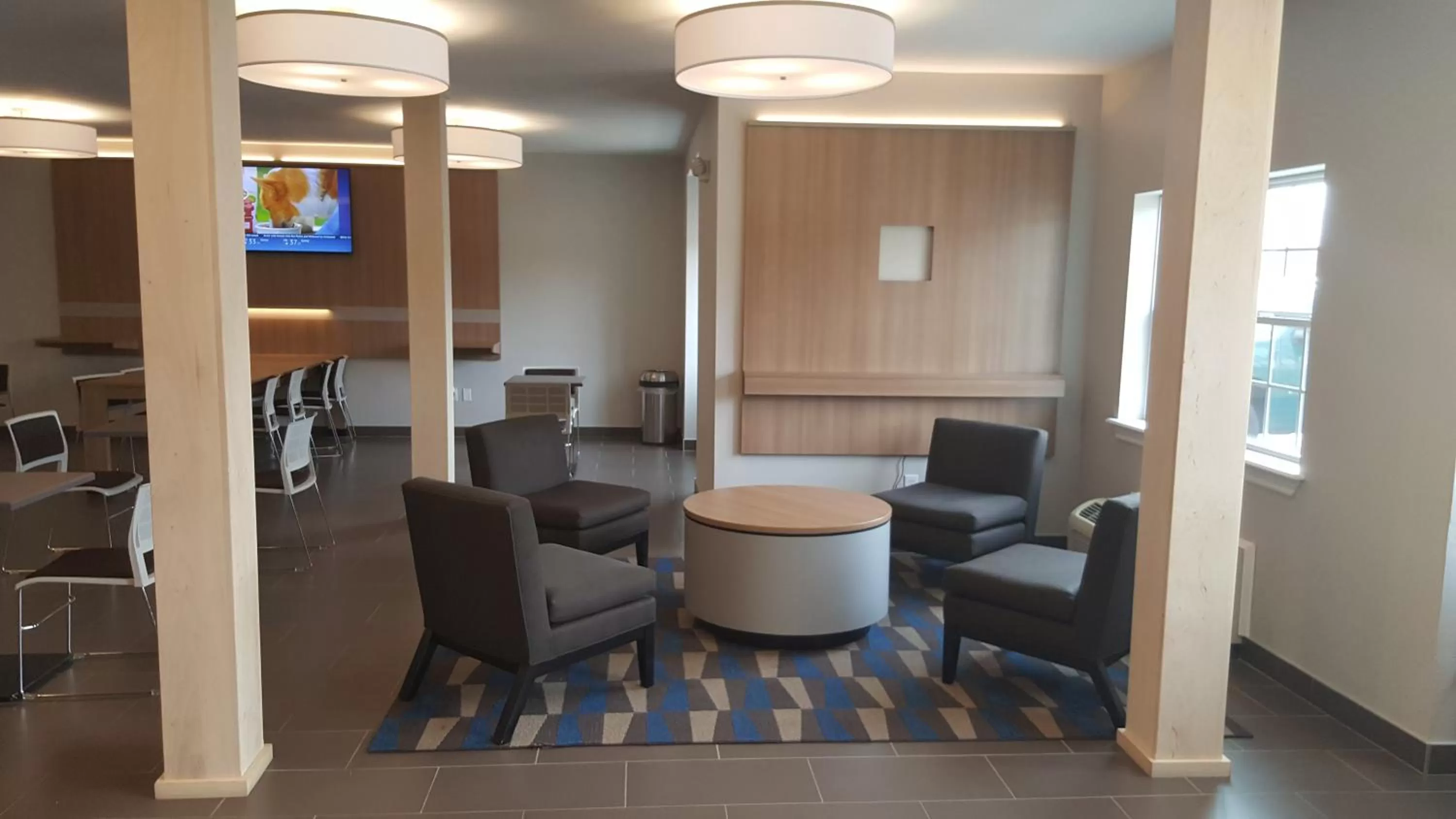 Lobby or reception in Microtel by Wyndham Bentonville