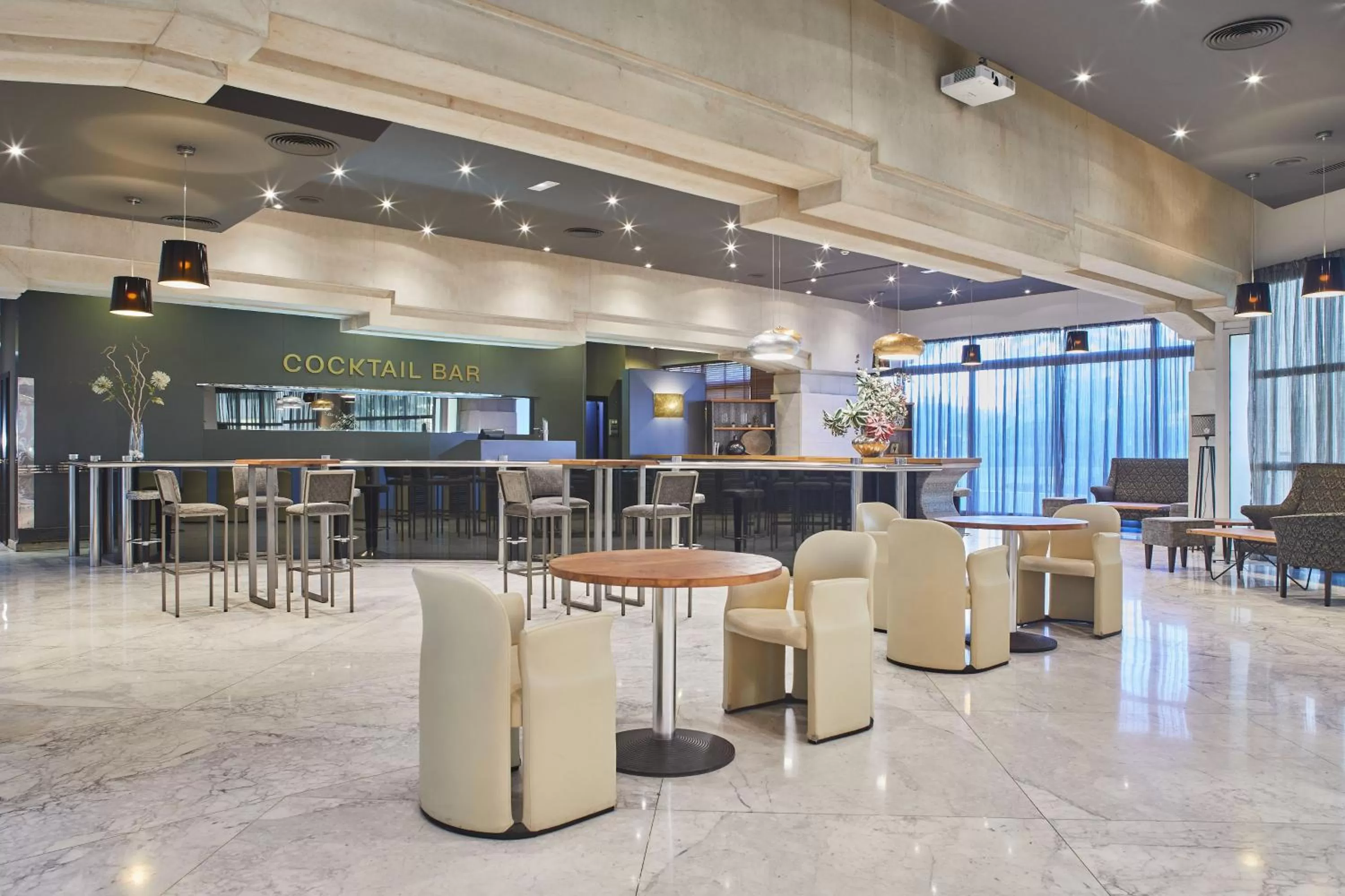 Lounge or bar in Silken Al-Andalus Palace