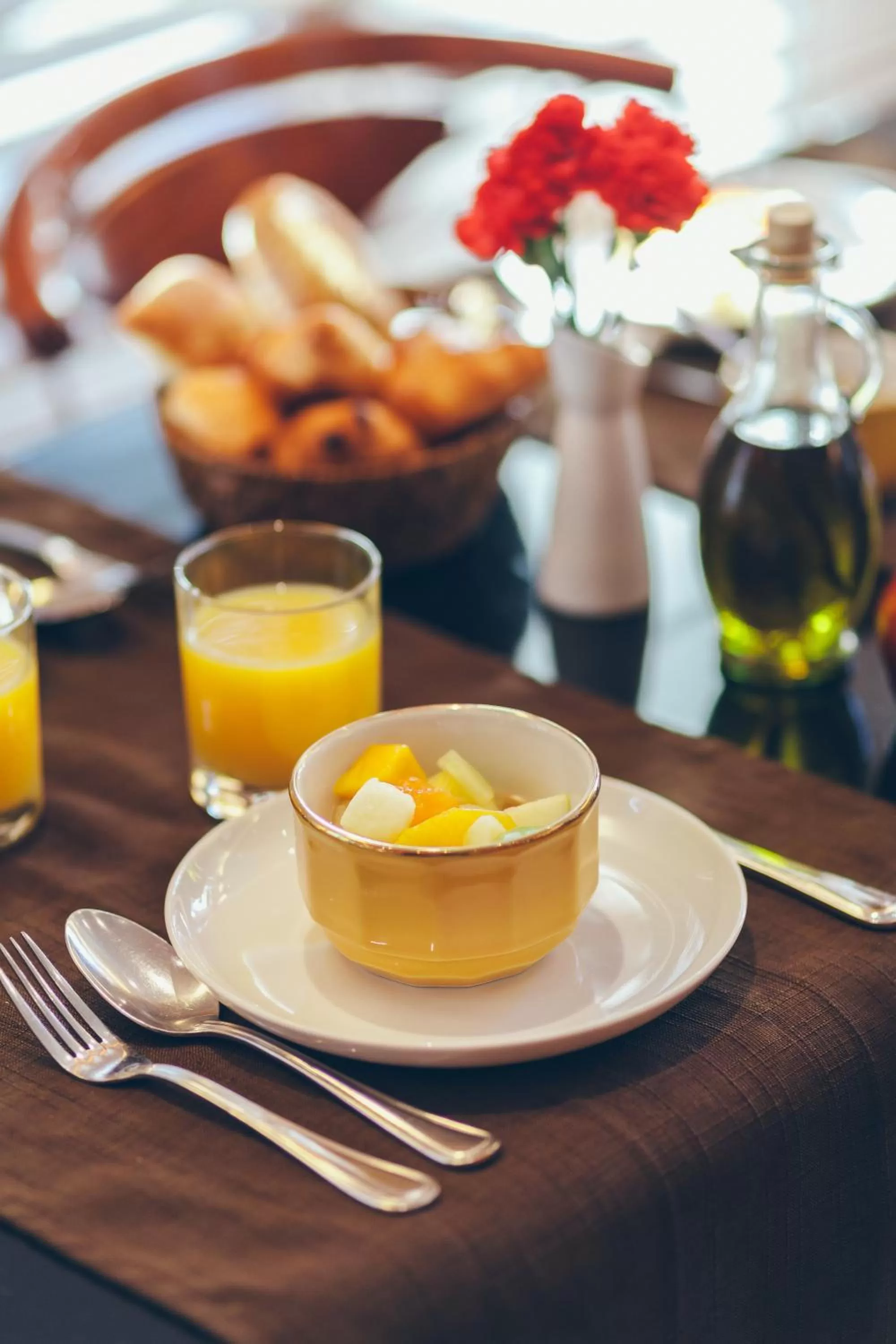 Breakfast in Excelsior Opera