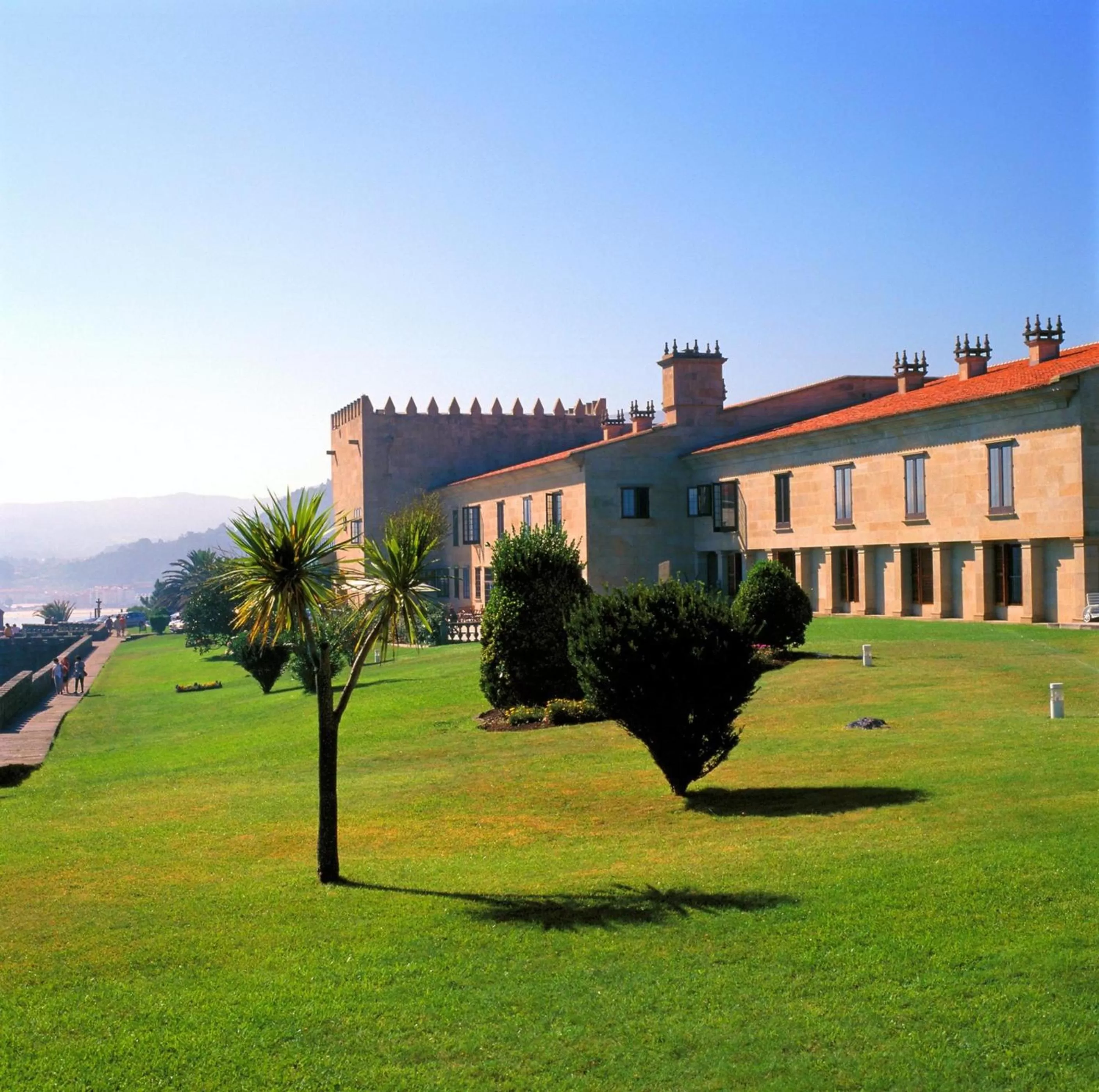 Facade/entrance in Parador de Baiona