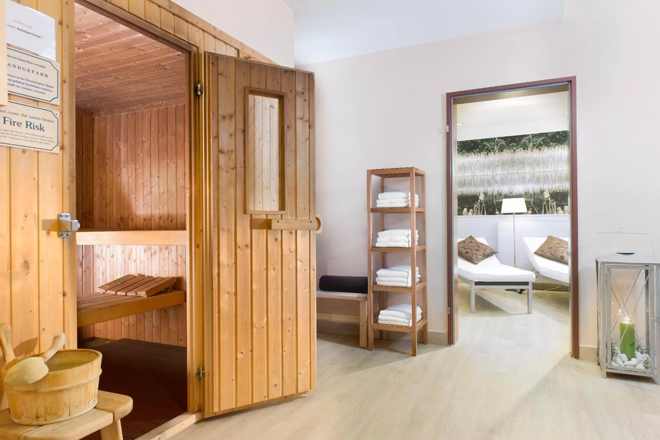 Sauna, Bed in SORAT Hotel Brandenburg