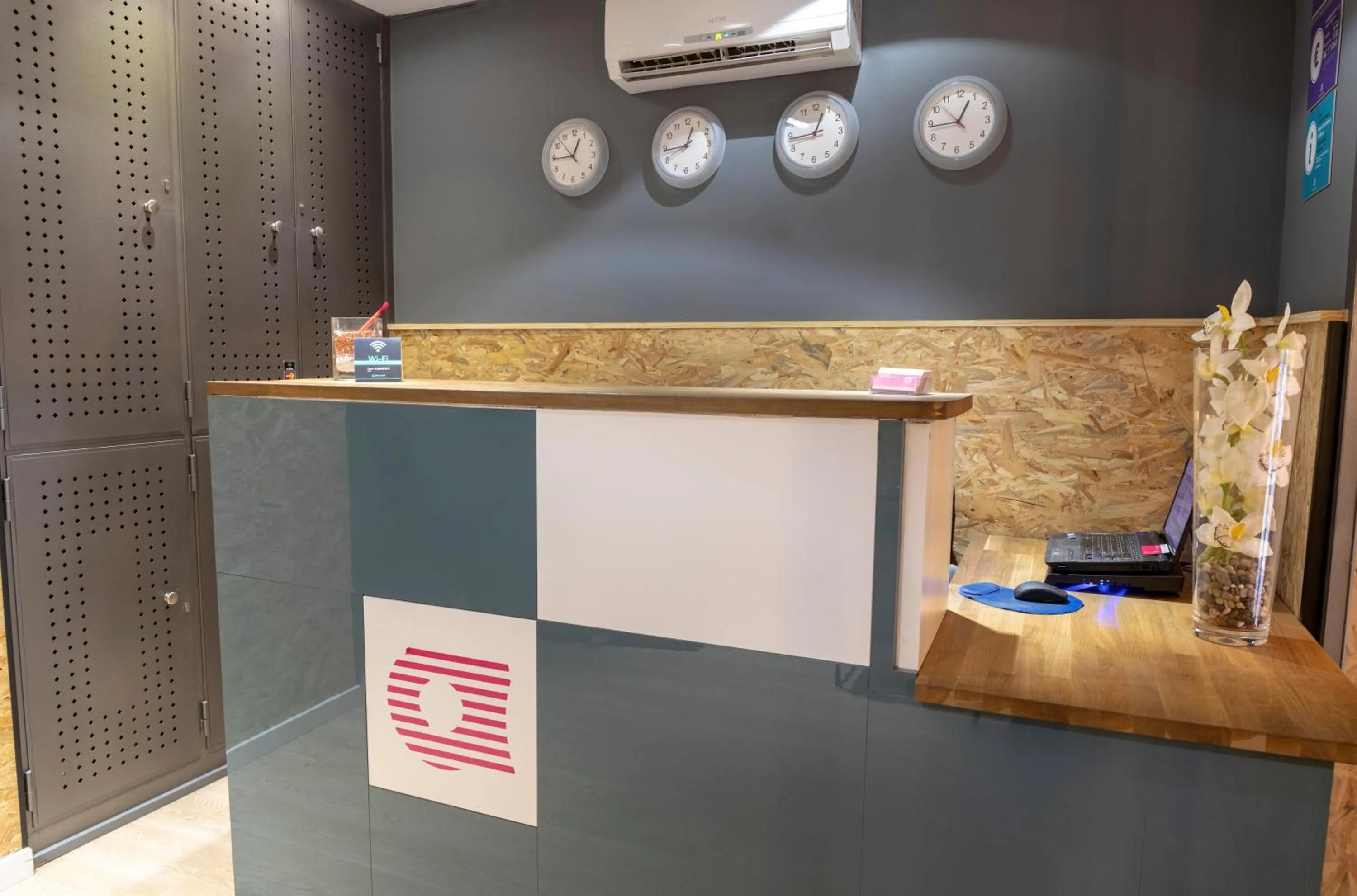 Facade/entrance in Hotel Alda Centro Palencia